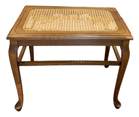 Caned Individual Bench (0ES00B)