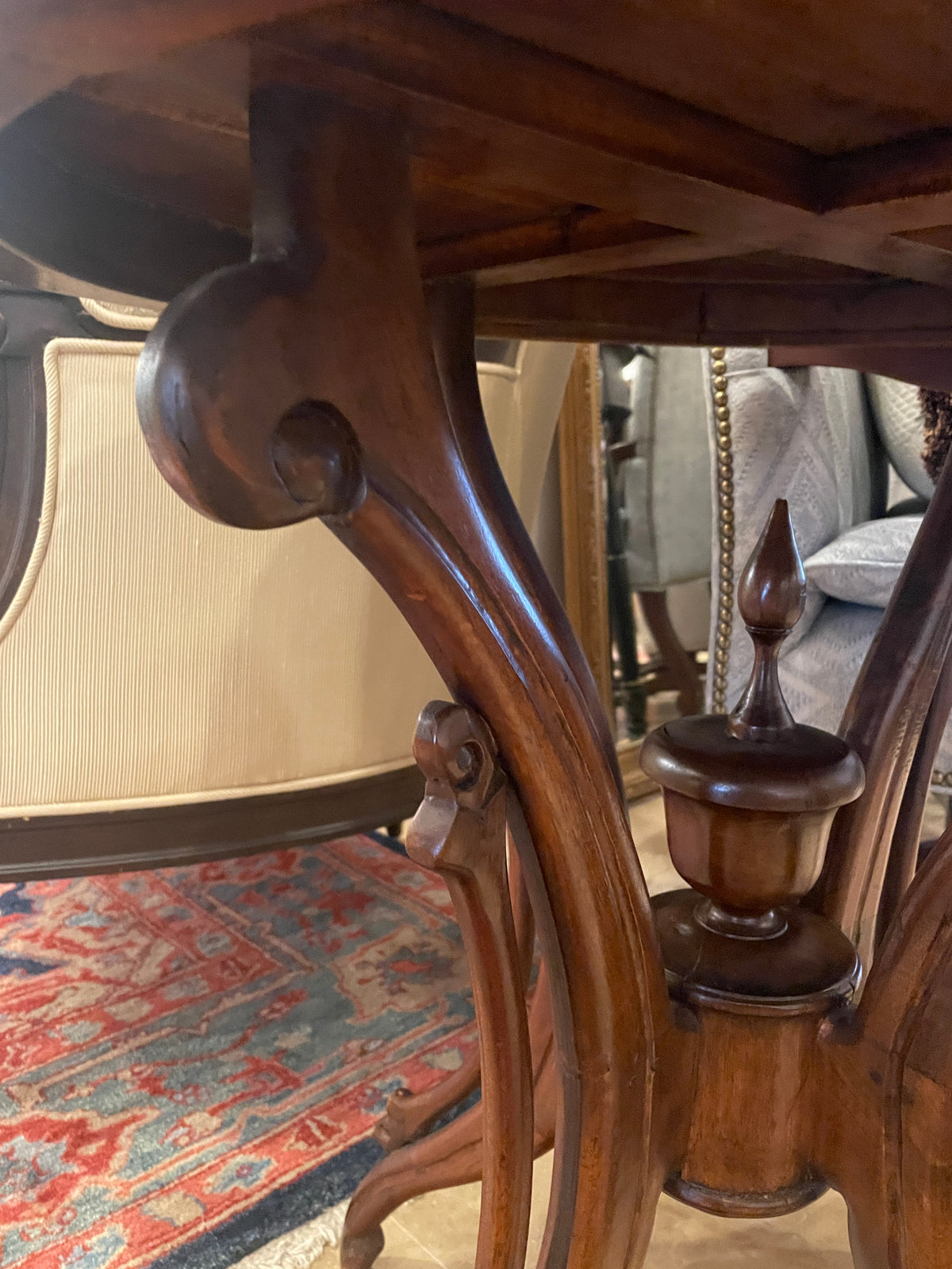 Bramble Savoy Lamp Table, AS IS (0QO001)