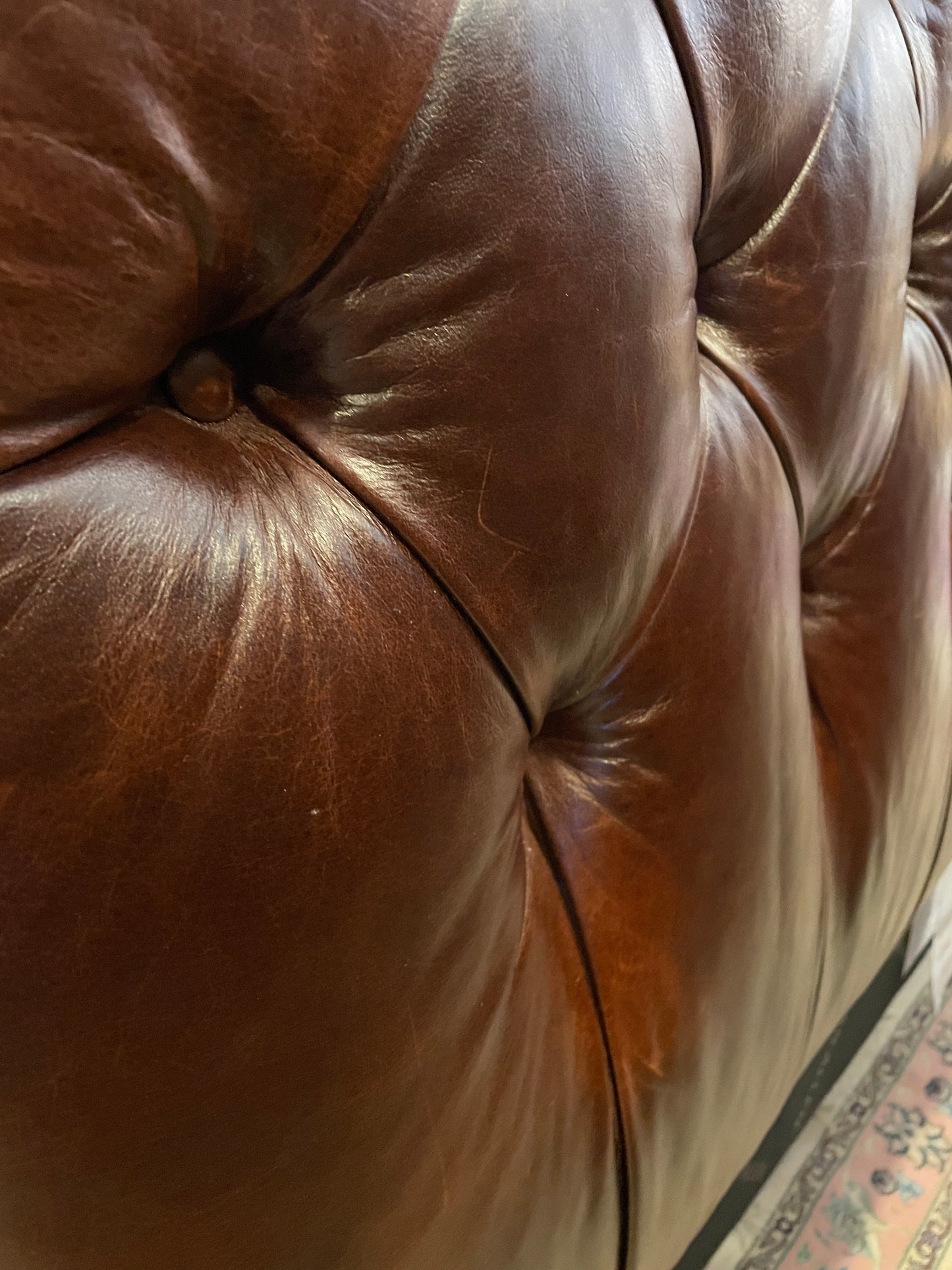 Ethan Allen Leather Tufted - QUEEN (0F1006)