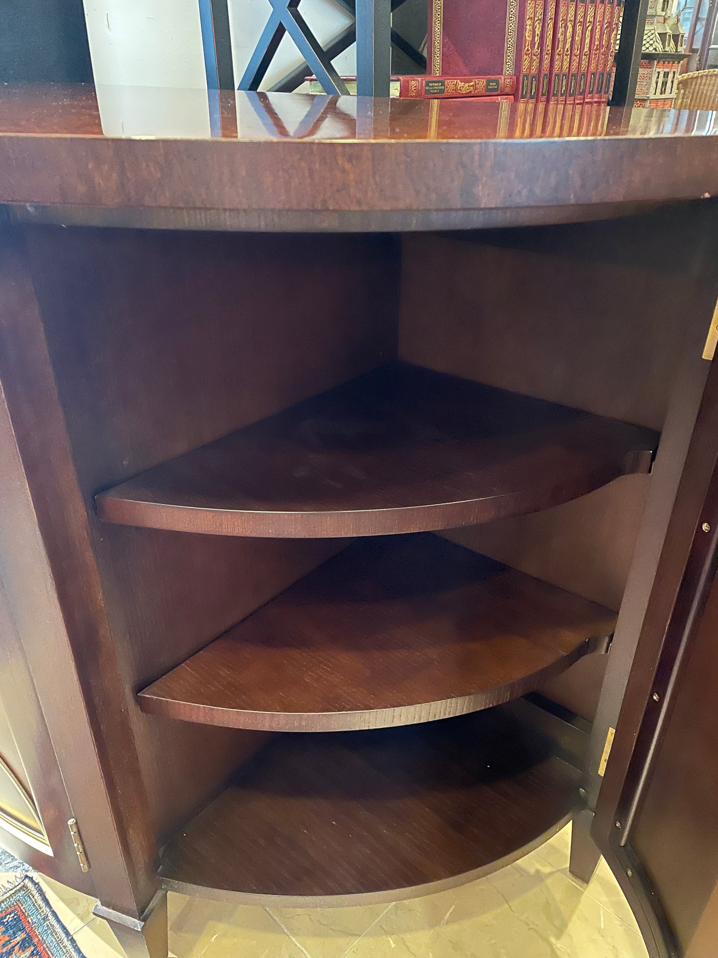 Hickory Chair Demilune AS IS (0F1005)