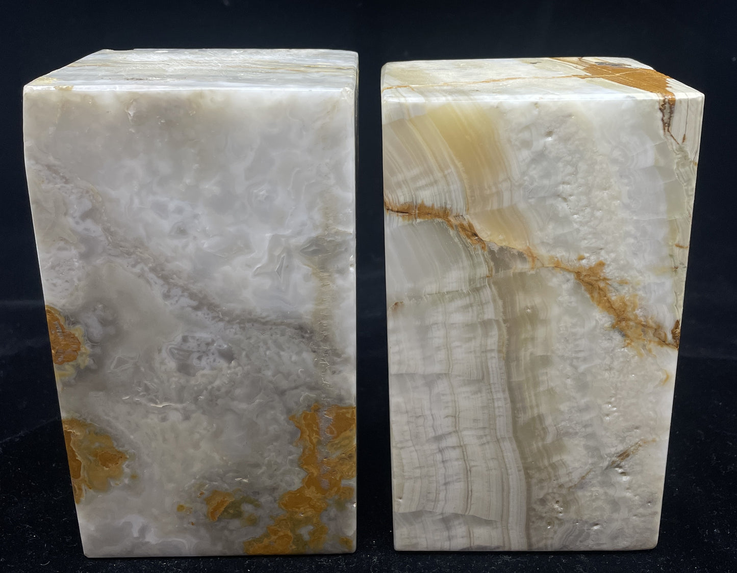 Onyx Bookends (08E01A)