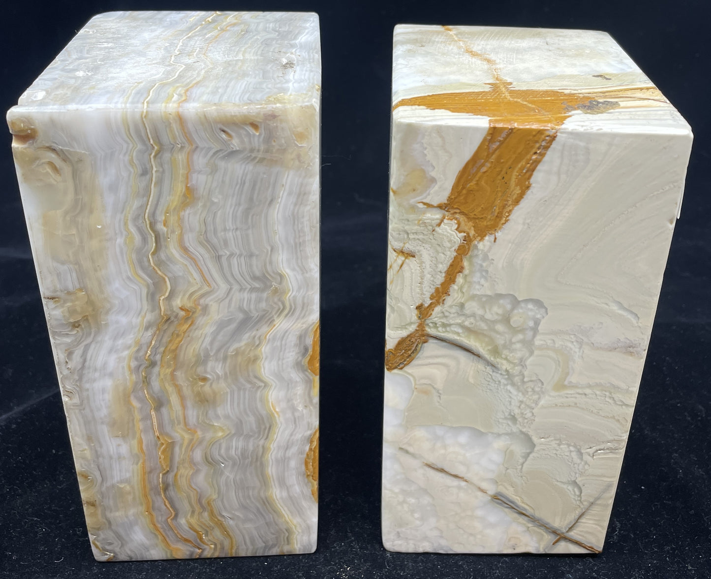 Onyx Bookends (08E01A)