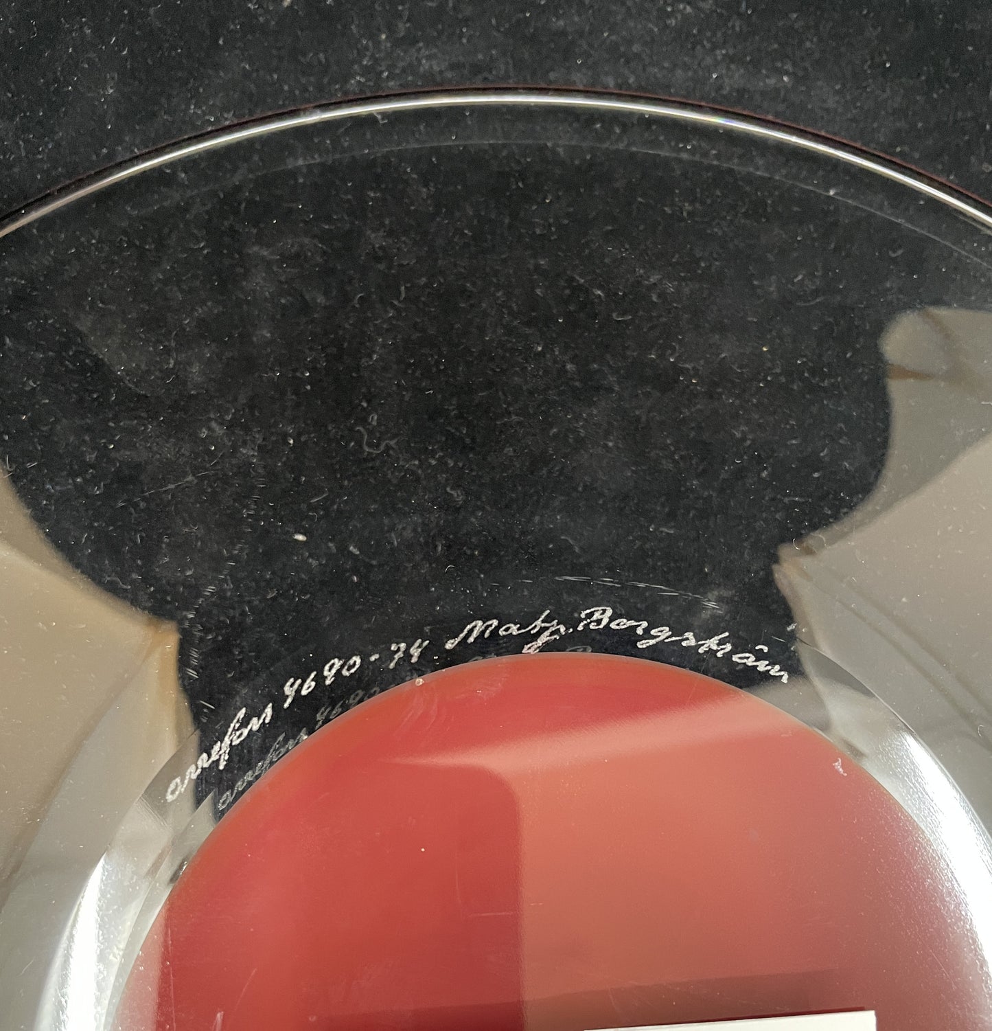 Kosta Boda Backström Center Bowl (03H00Z)