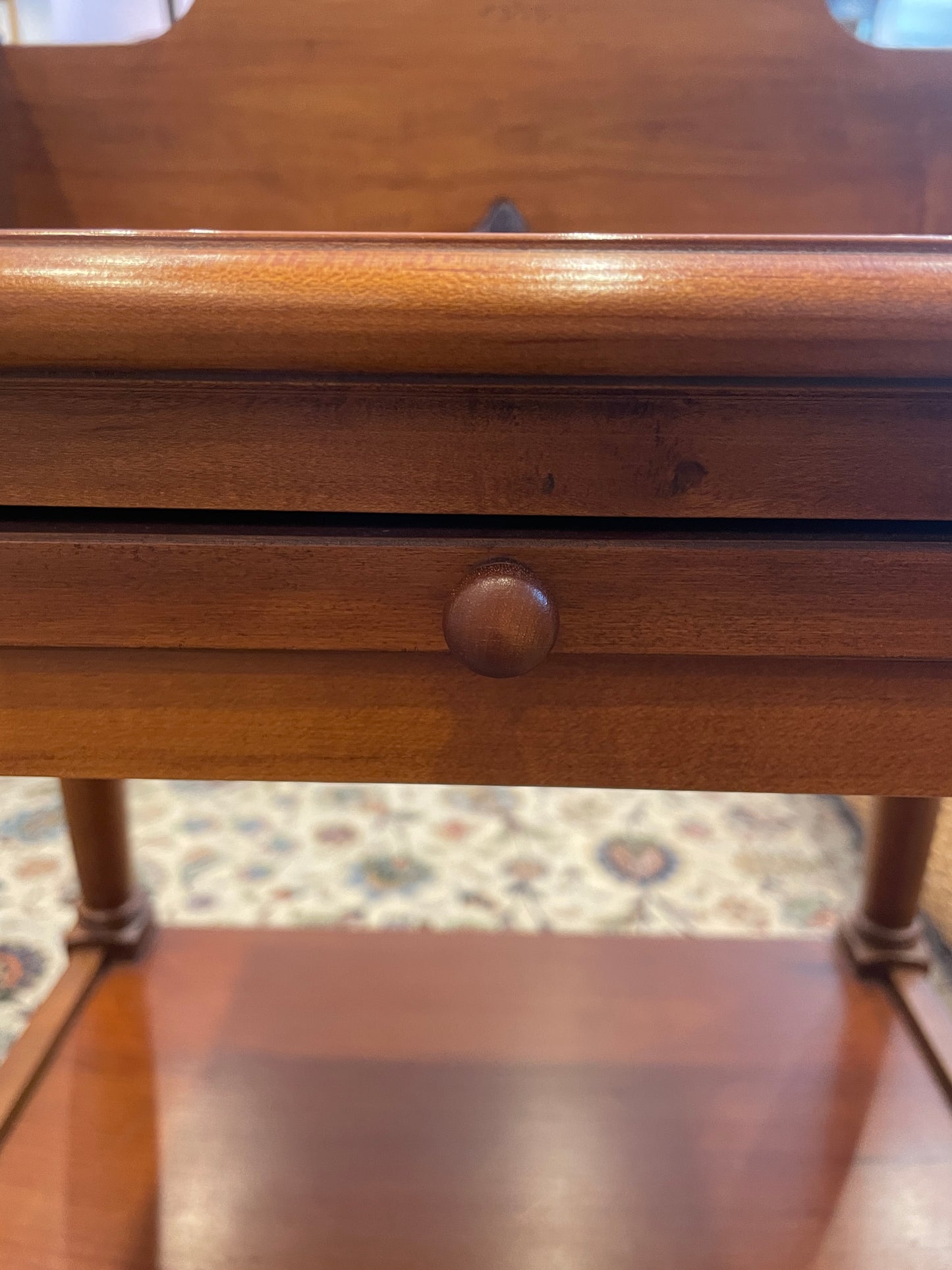 Lexington Maple Nightstand (0F8006)