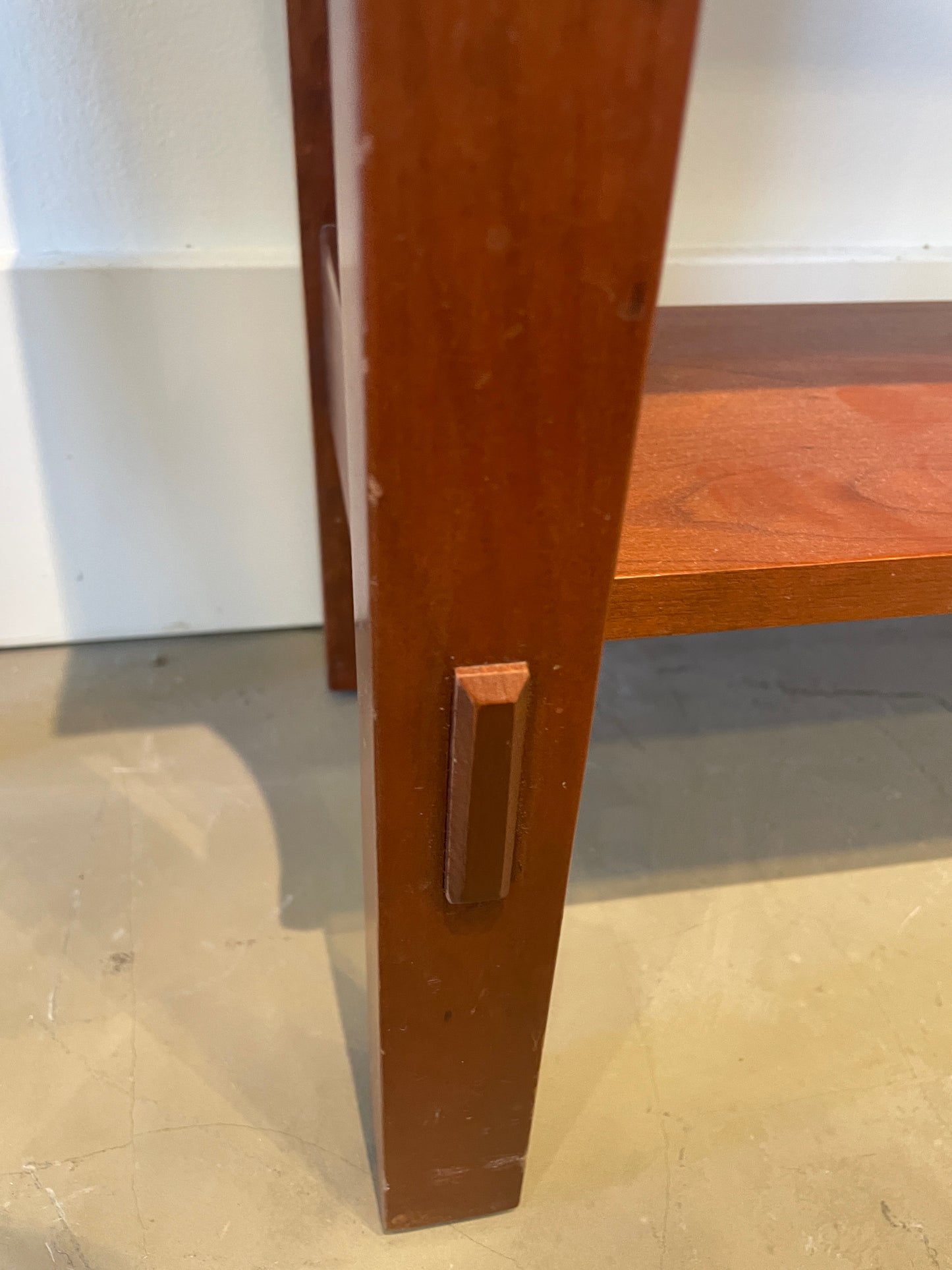 Stickley Small Cherry Mission Console (0F8002)