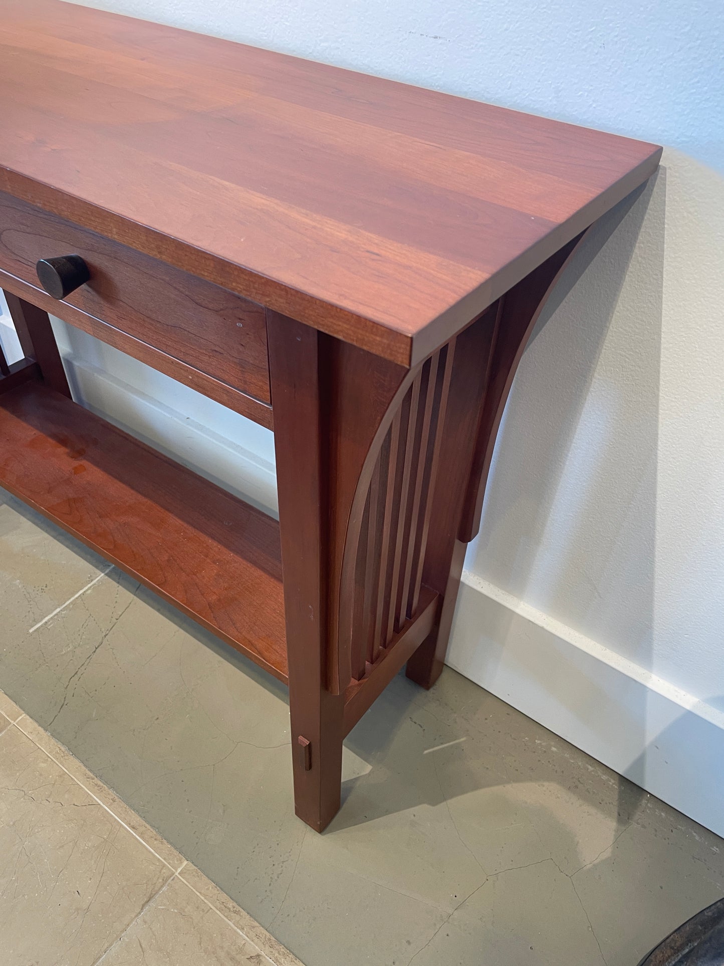 Stickley Small Cherry Mission Console (0F8002)