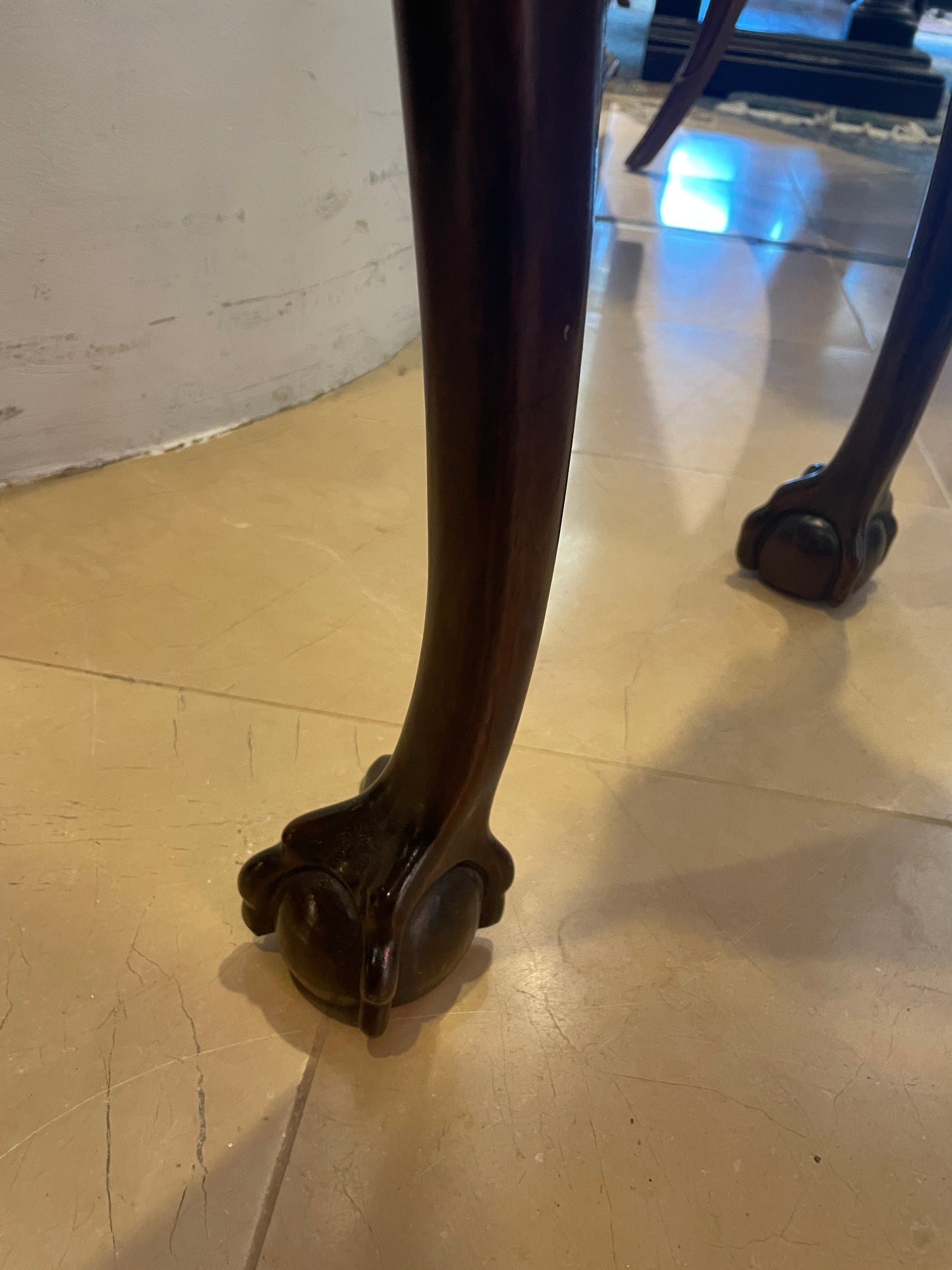 Stickley Mahogany and Marble Chippendale Console Table (0F2007)