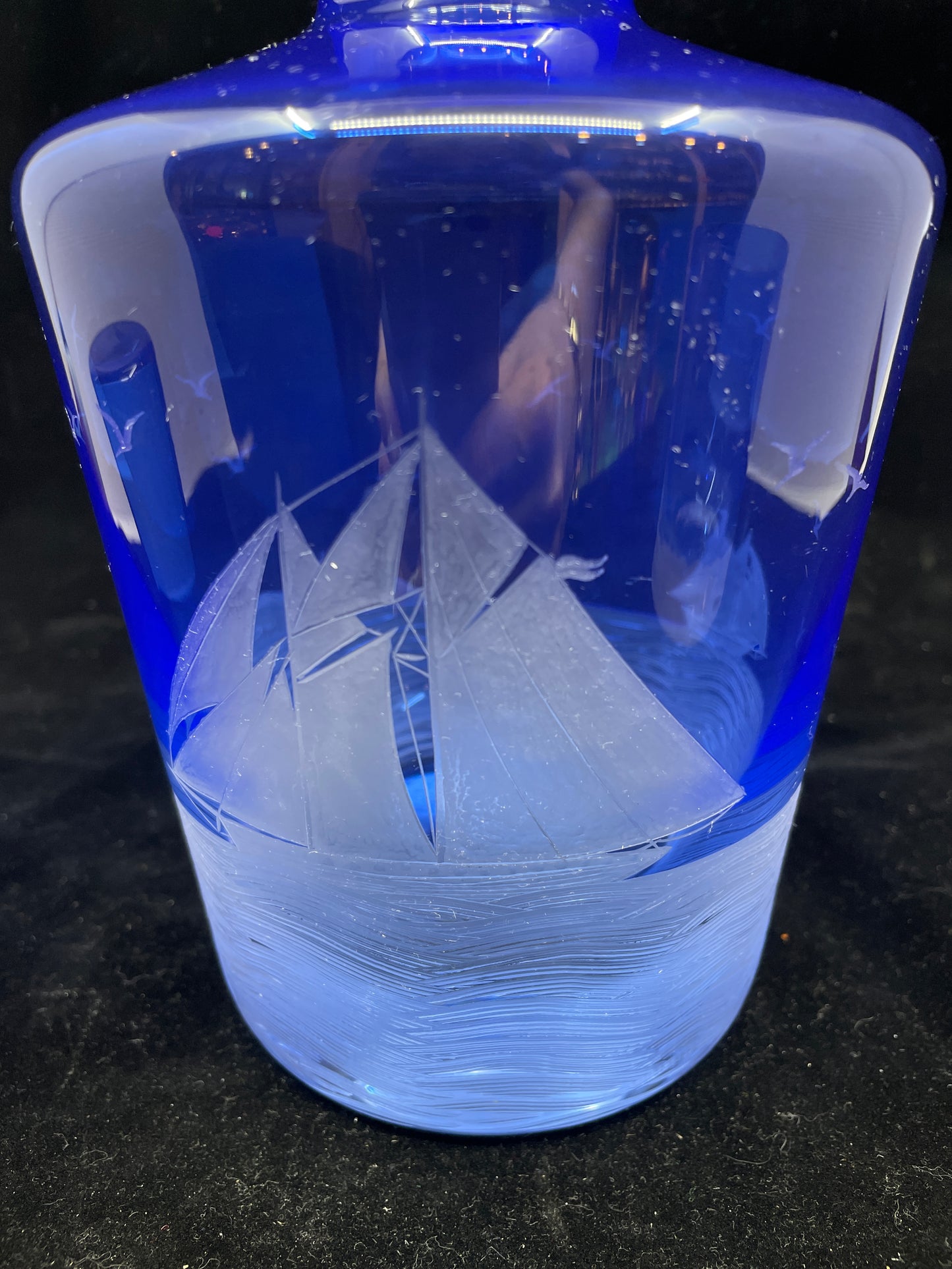 Artel Etched Crystal Golden Age of Yachting Beverage Set in Cobalt (0F800A)