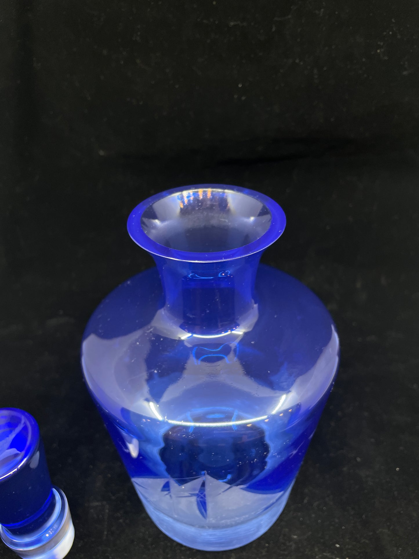 Artel Etched Crystal Golden Age of Yachting Beverage Set in Cobalt (0F800A)