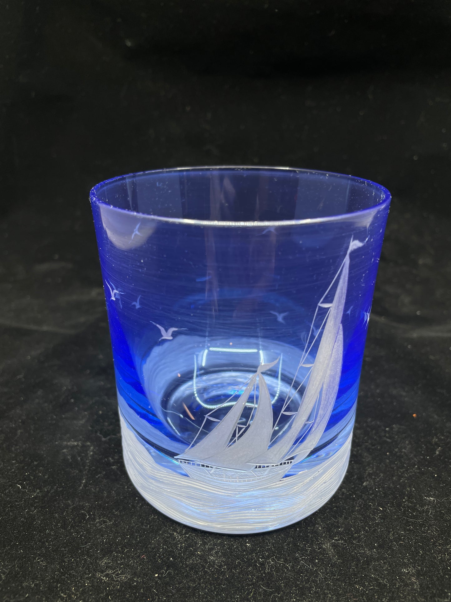 Artel Etched Crystal Golden Age of Yachting Beverage Set in Cobalt (0F800A)