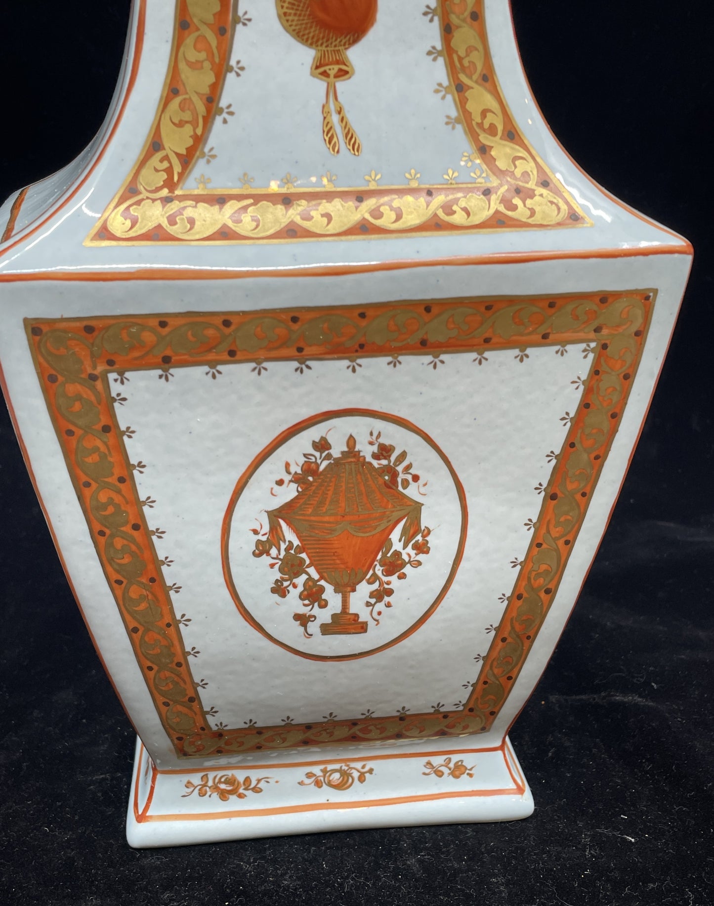 Pair of Mottahedeh Lowestoft Vases, AS IS (no tops) (0F8009)