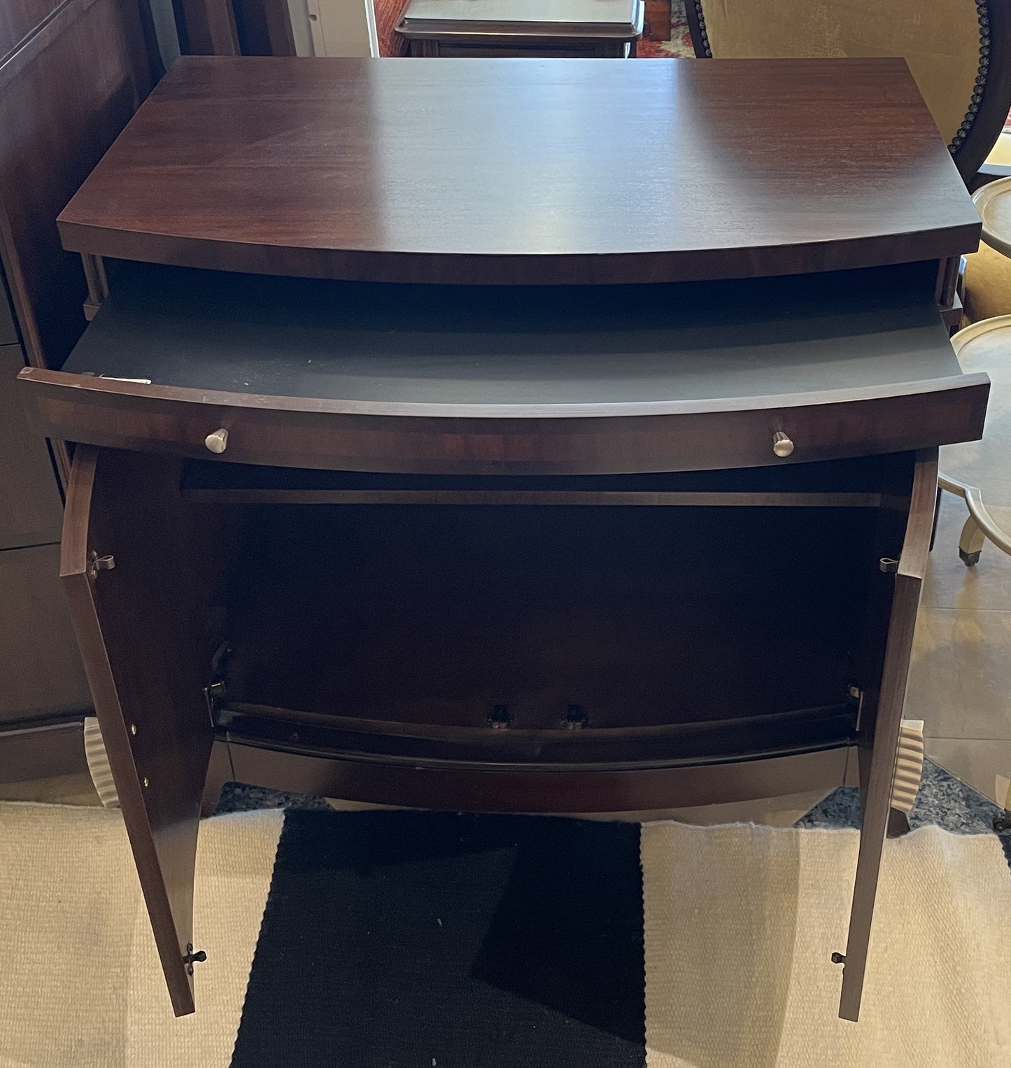 Hickory White Nightstands, Pair (0E600A)