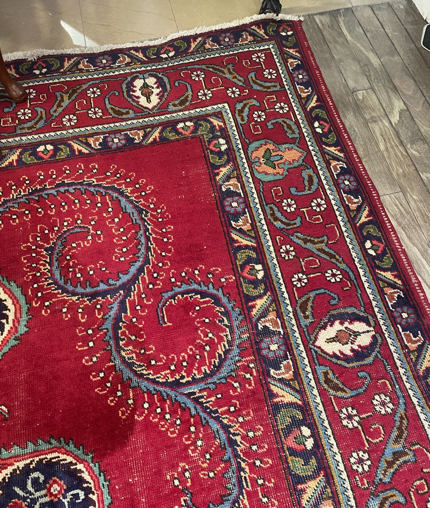 Antique Persian Wool 10'x6.75' Reds with Swirl and Center Medallion AS IS (0EY00A)