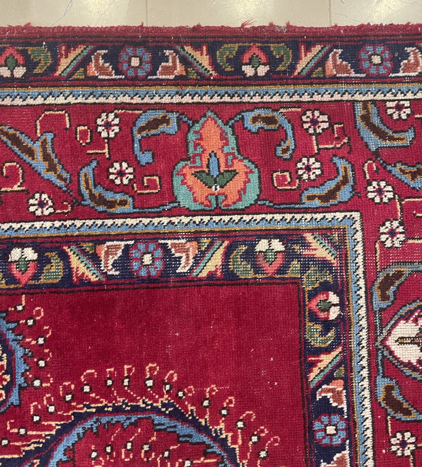 Antique Persian Wool 10'x6.75' Reds with Swirl and Center Medallion AS IS (0EY00A)