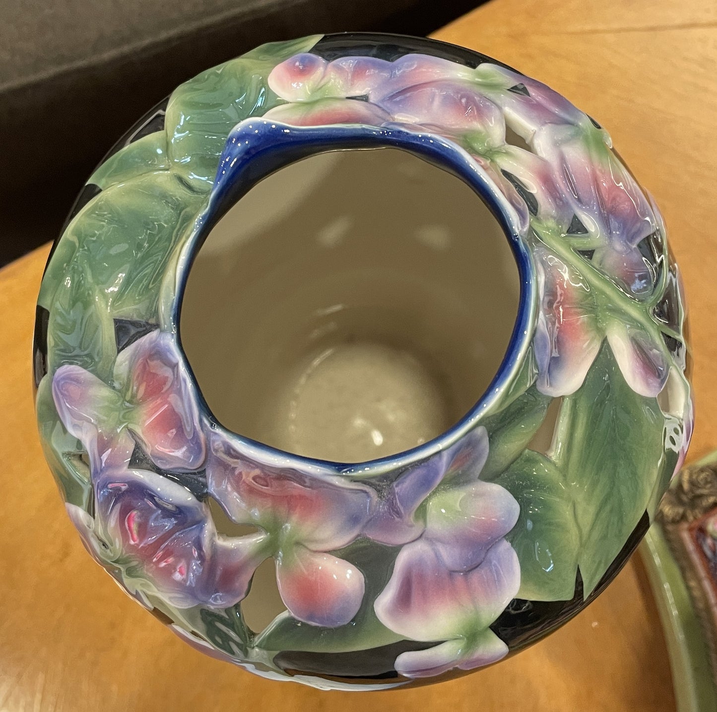 Franz Wisteria Vase (0F9003)