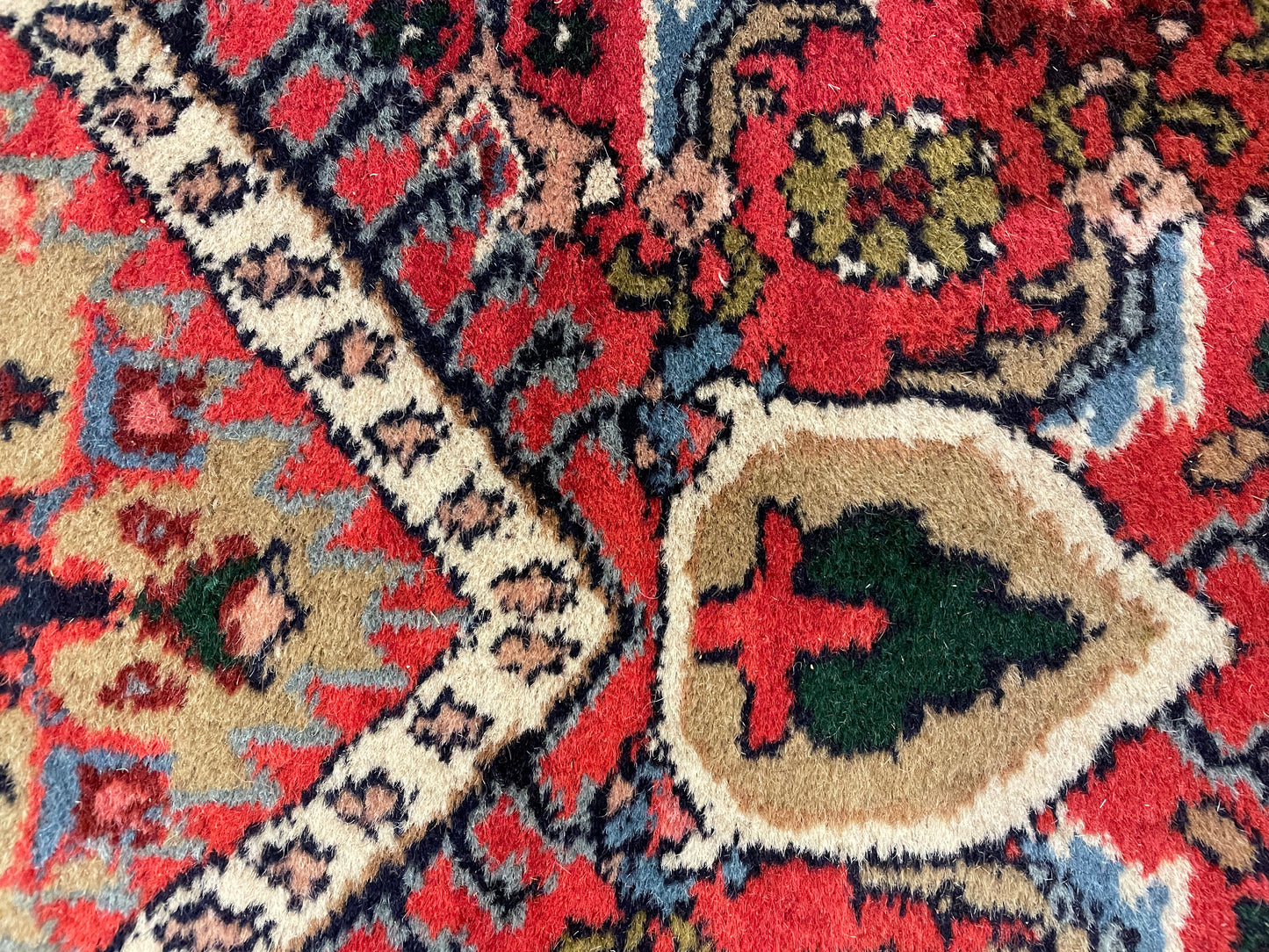 HK Turkish 13.5x9.11 Rug (0EG009)
