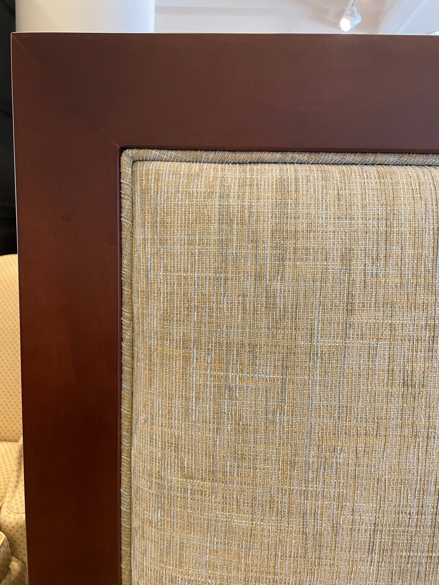 King Tweed Upholstered Headboard with French Cleat (0BZ00O)