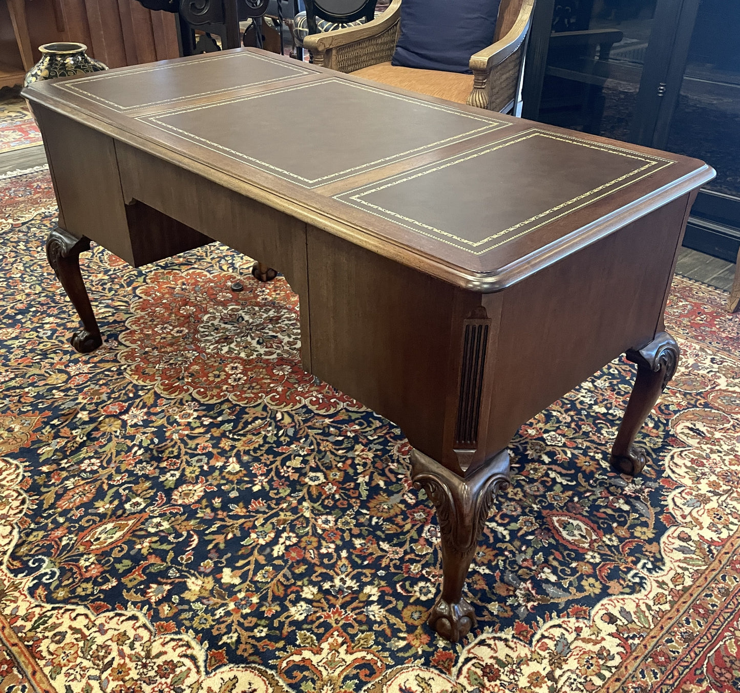 Hekman Executive Desk (0FH006)
