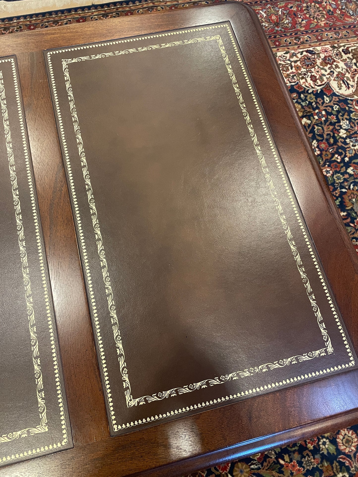 Hekman Executive Desk (0FH006)