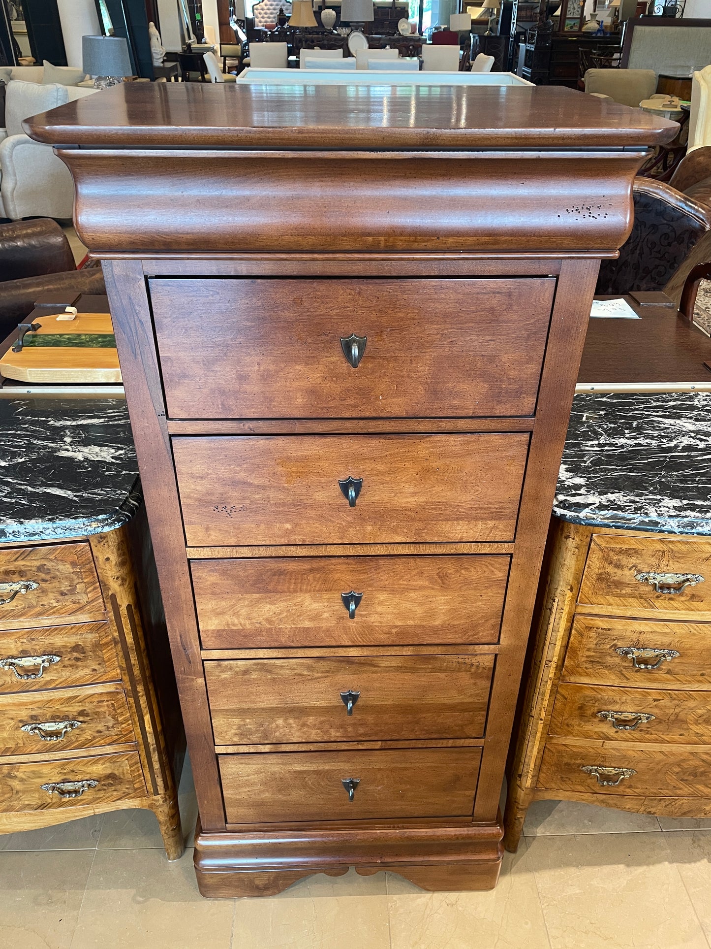 Kincaid Lingerie Chest