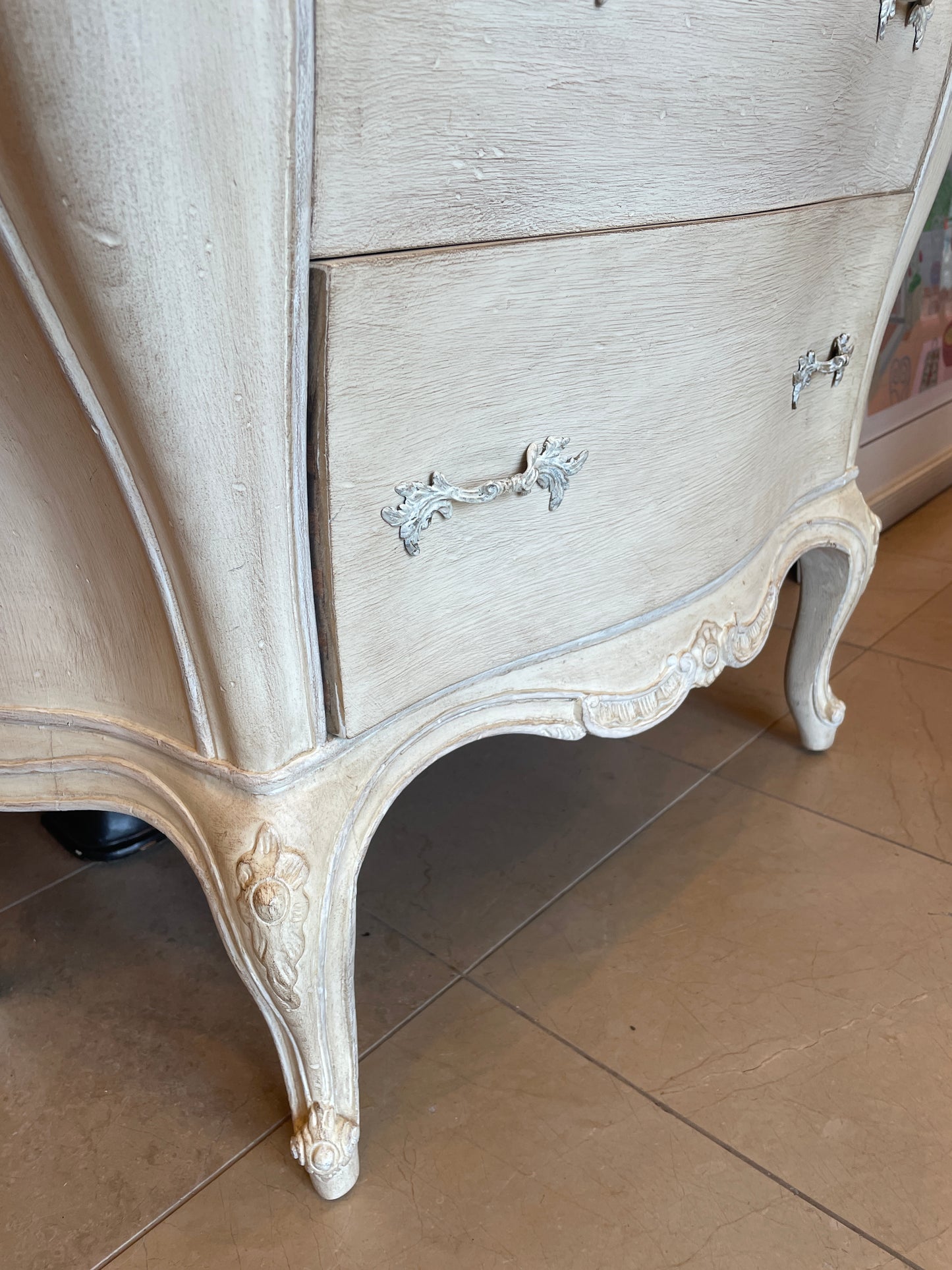 Small painted Bombe Chest, Cream