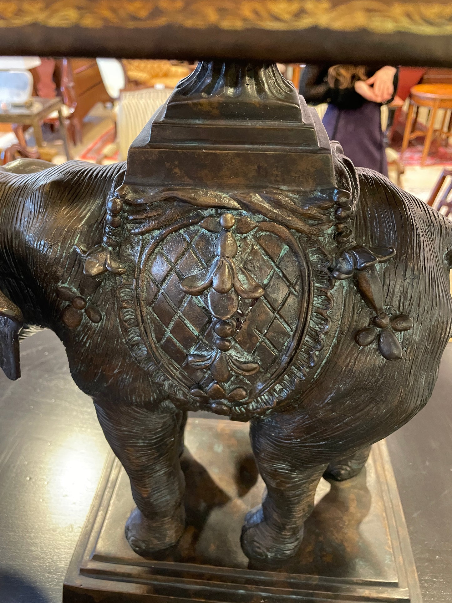 Maitland Smith Bronze Elephant lamp with leather shade (0G100D)