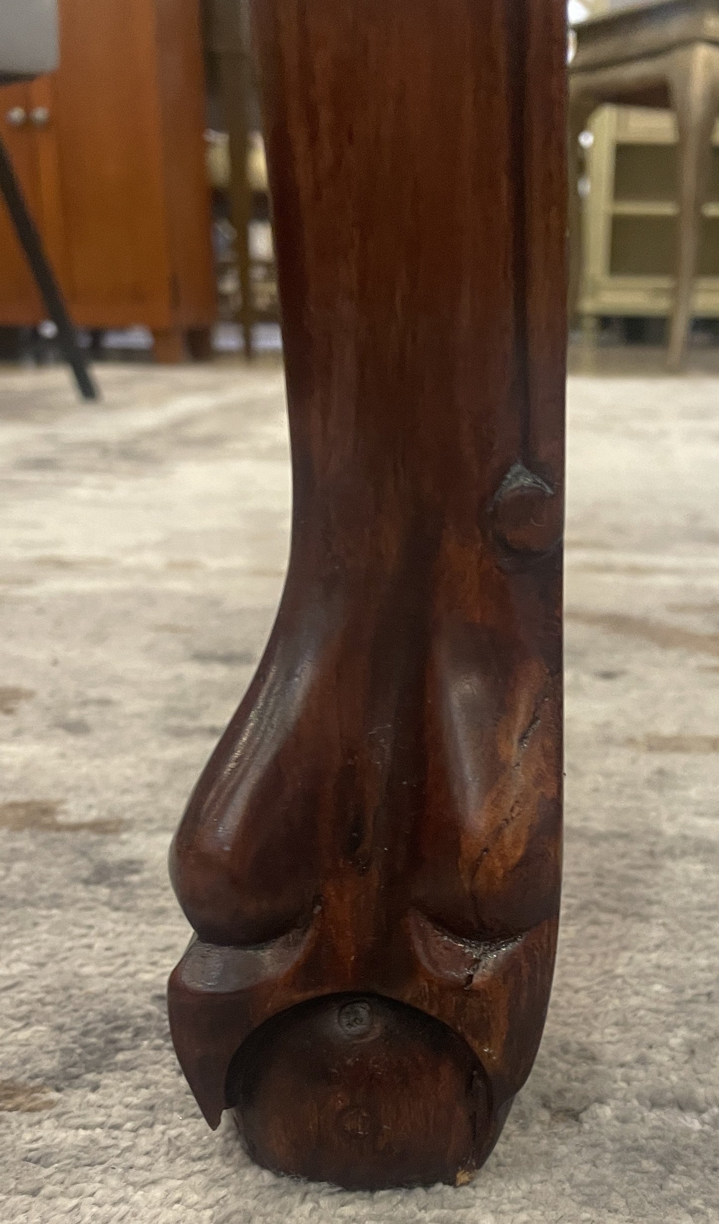 Rosewood Console Table with Carved Front (0G1005)