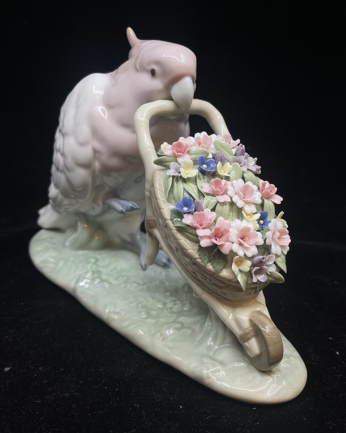 Lladro "How Skillful" #6517 NO BOX (0BN004)