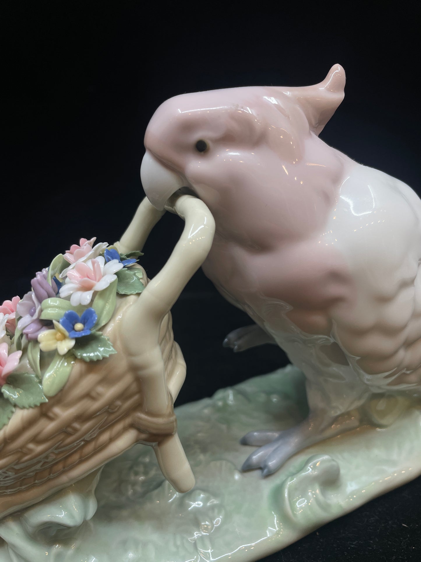 Lladro "How Skillful" #6517 NO BOX (0BN004)