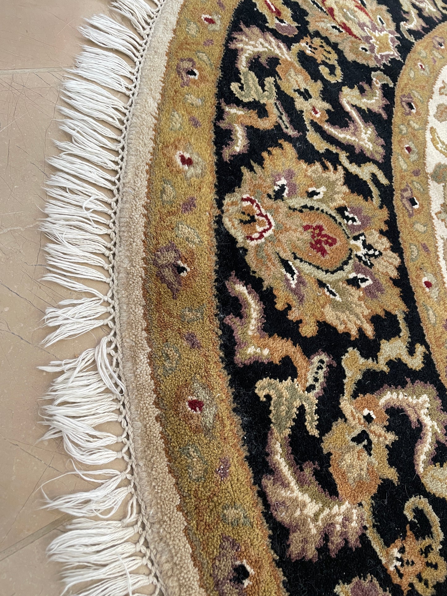6' Round HK Rug, Gold/Black (0G8001)
