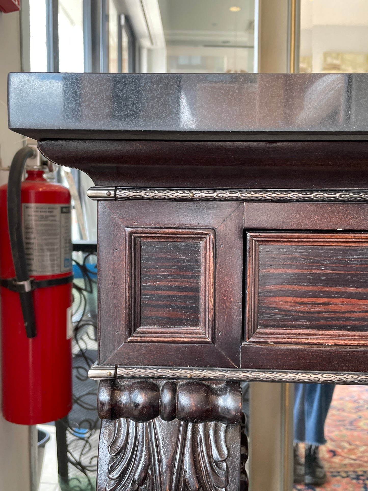 Ralph Lauren 'Clivedon' Console (0C800A)