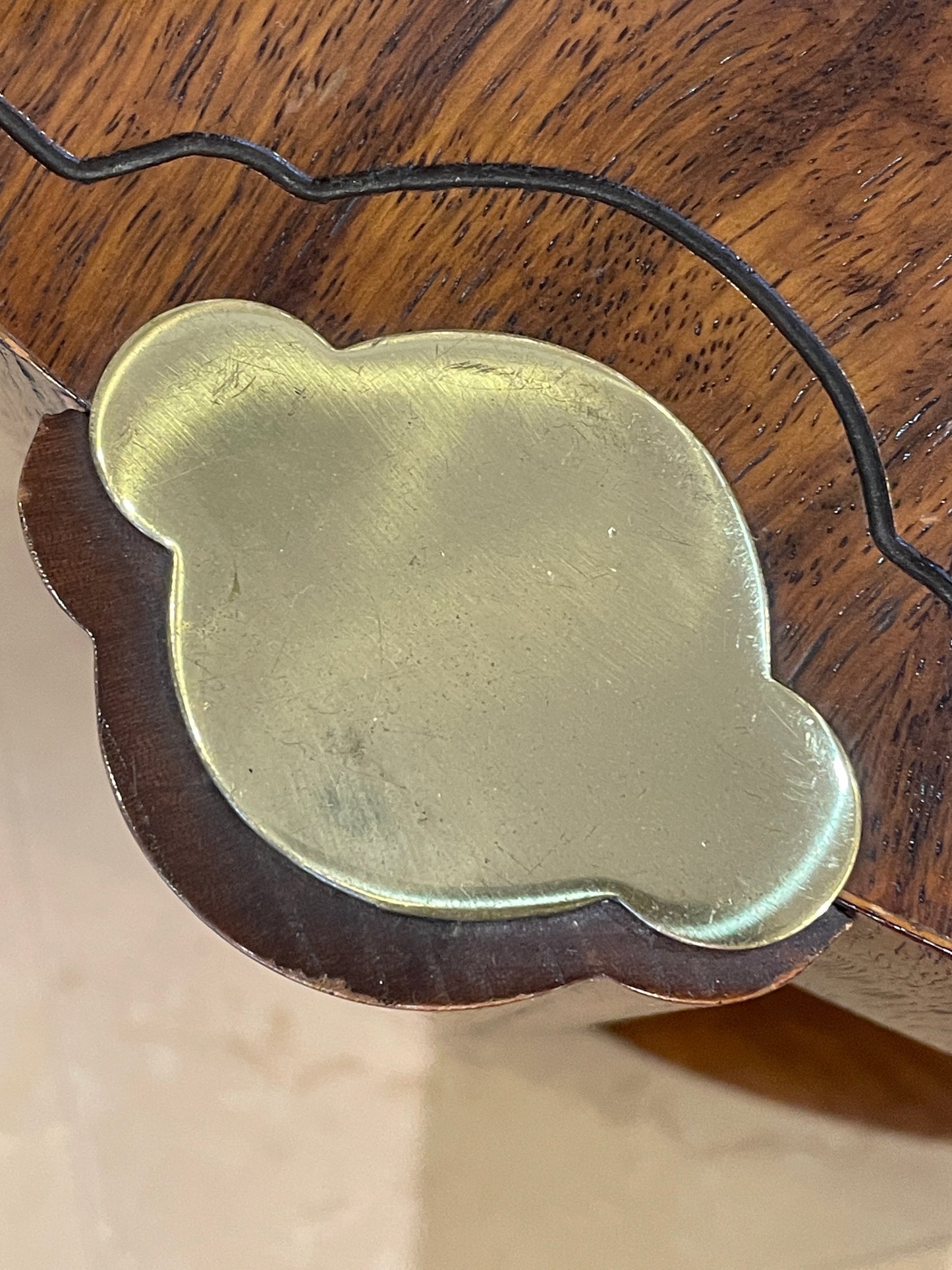 Baker Brass Clover Two Tier End Table (0G1002)