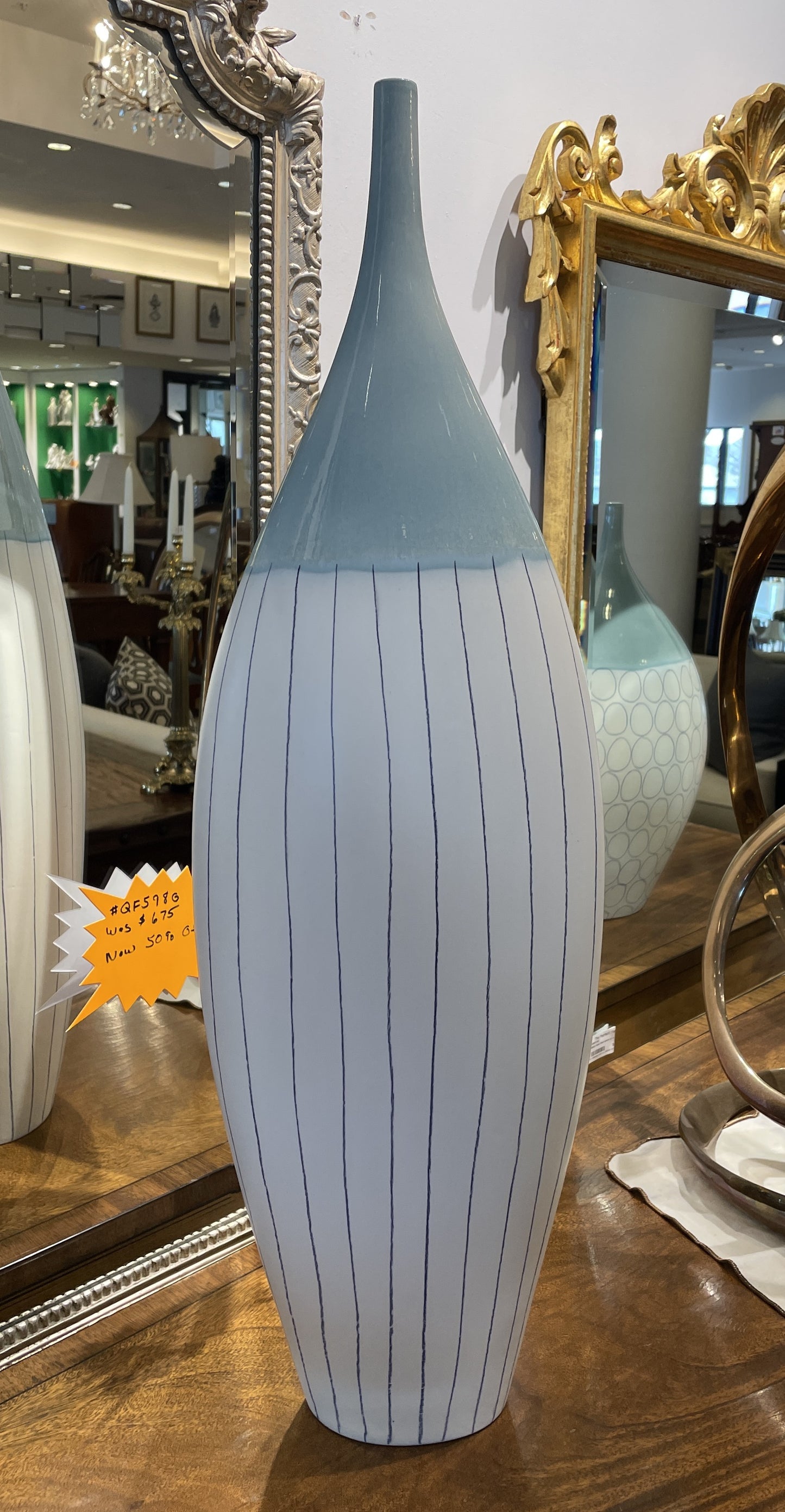 Global Views Vase (0C800B)