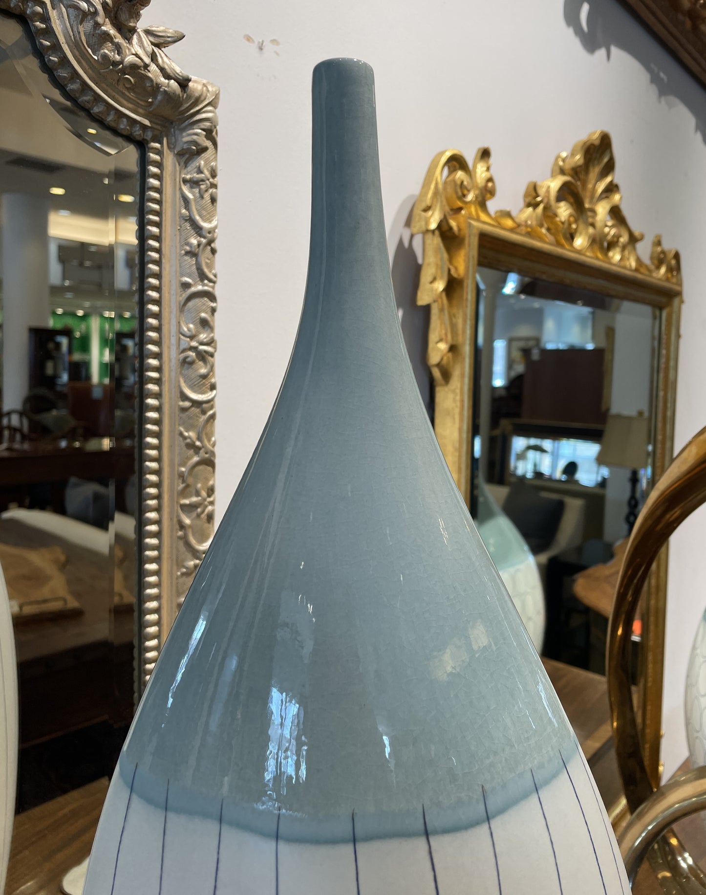 Global Views Vase (0C800B)