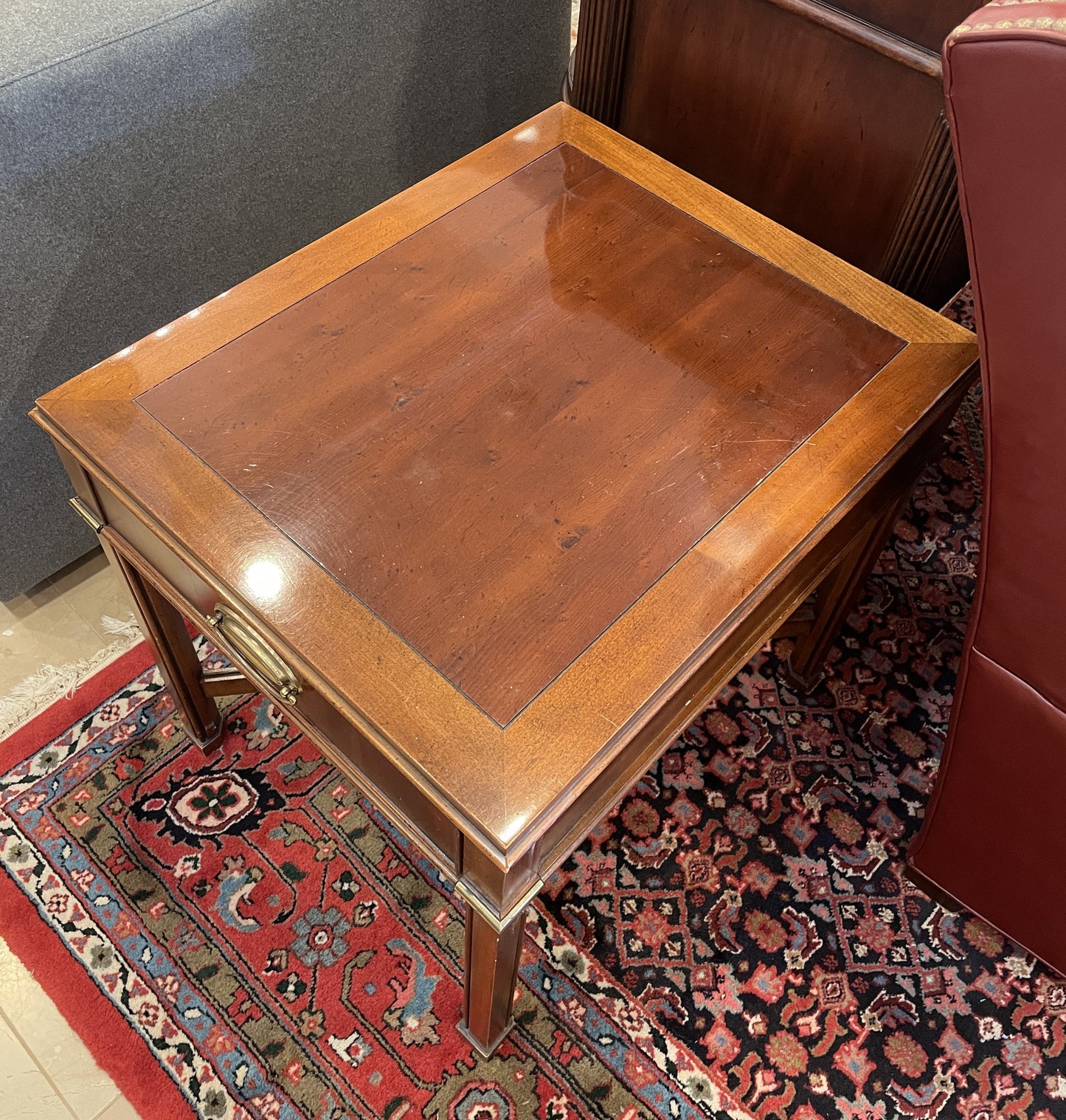 Gordons Mid Century End Table with single drawer and brass accents (0G1007)
