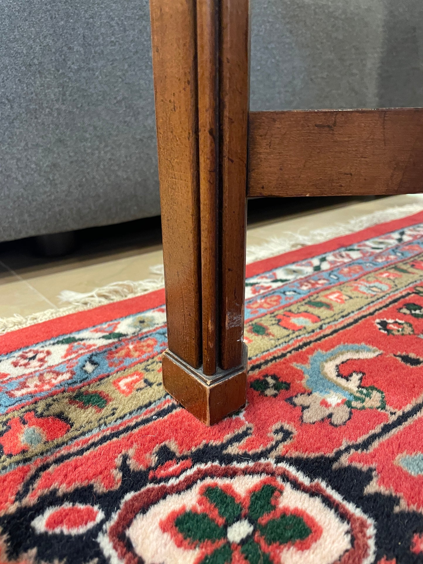 Gordons Mid Century End Table with single drawer and brass accents (0G1007)