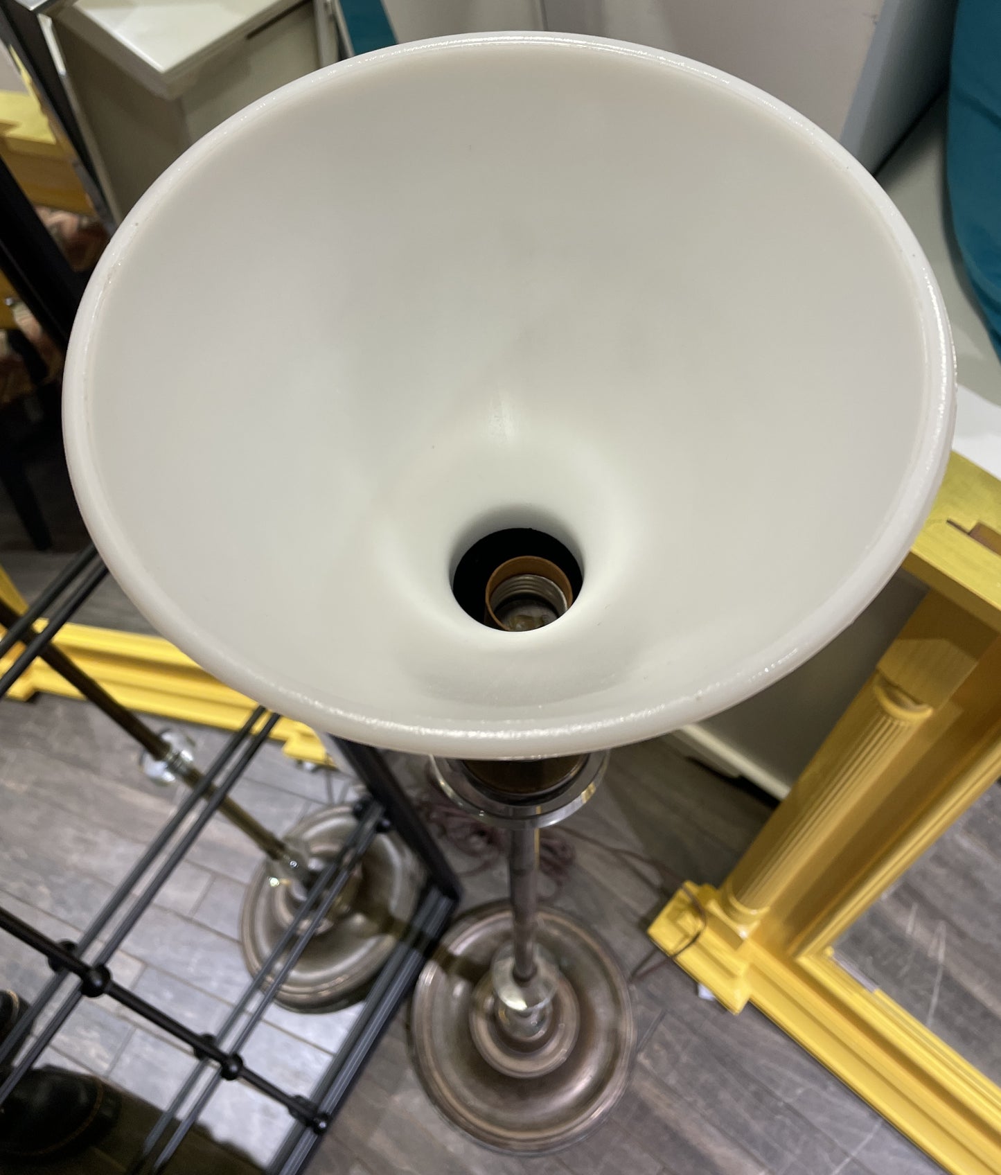 Antique floor lamp - AS IS (0G700B)