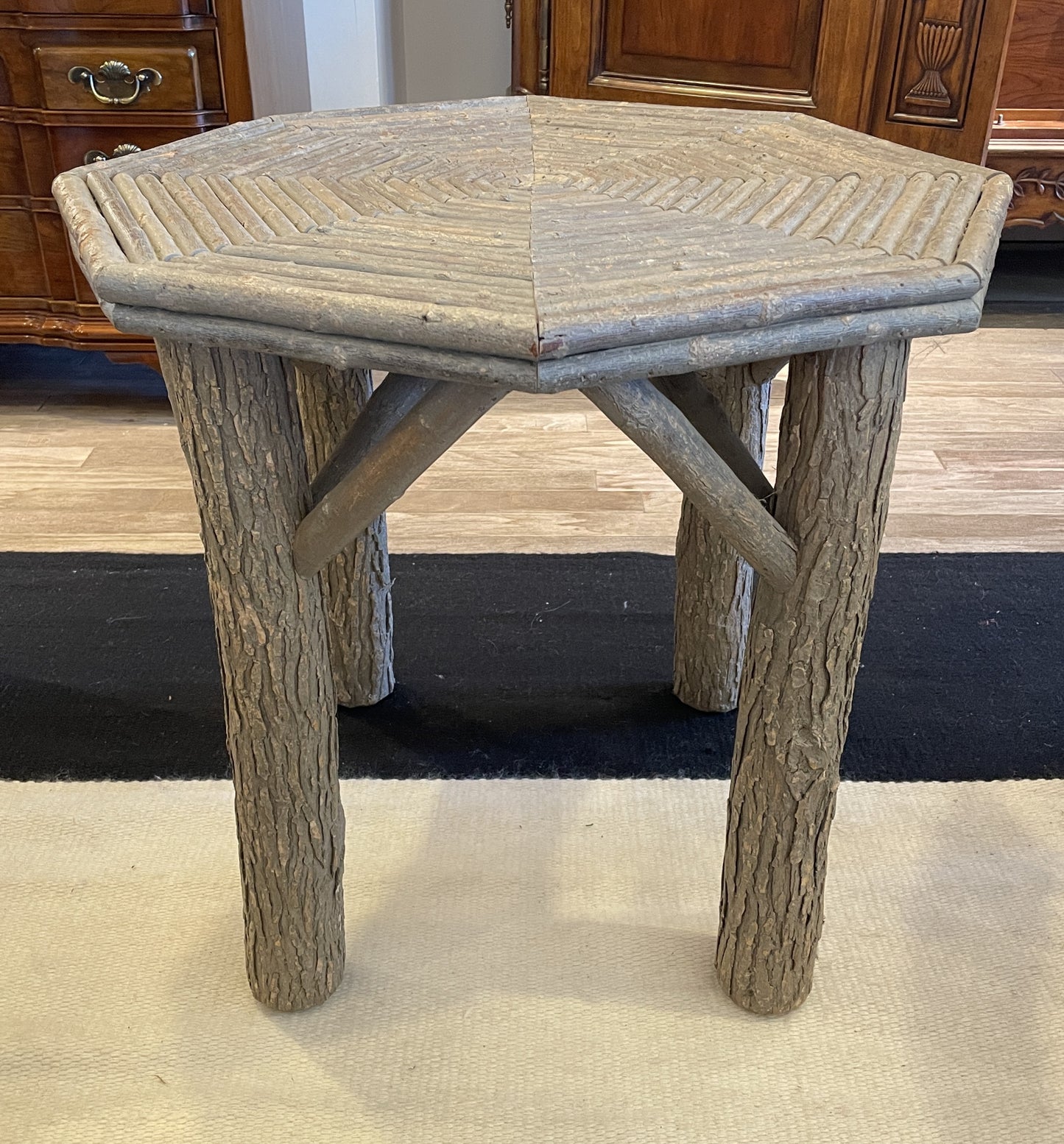 La Lune Willow End Table (02300A)