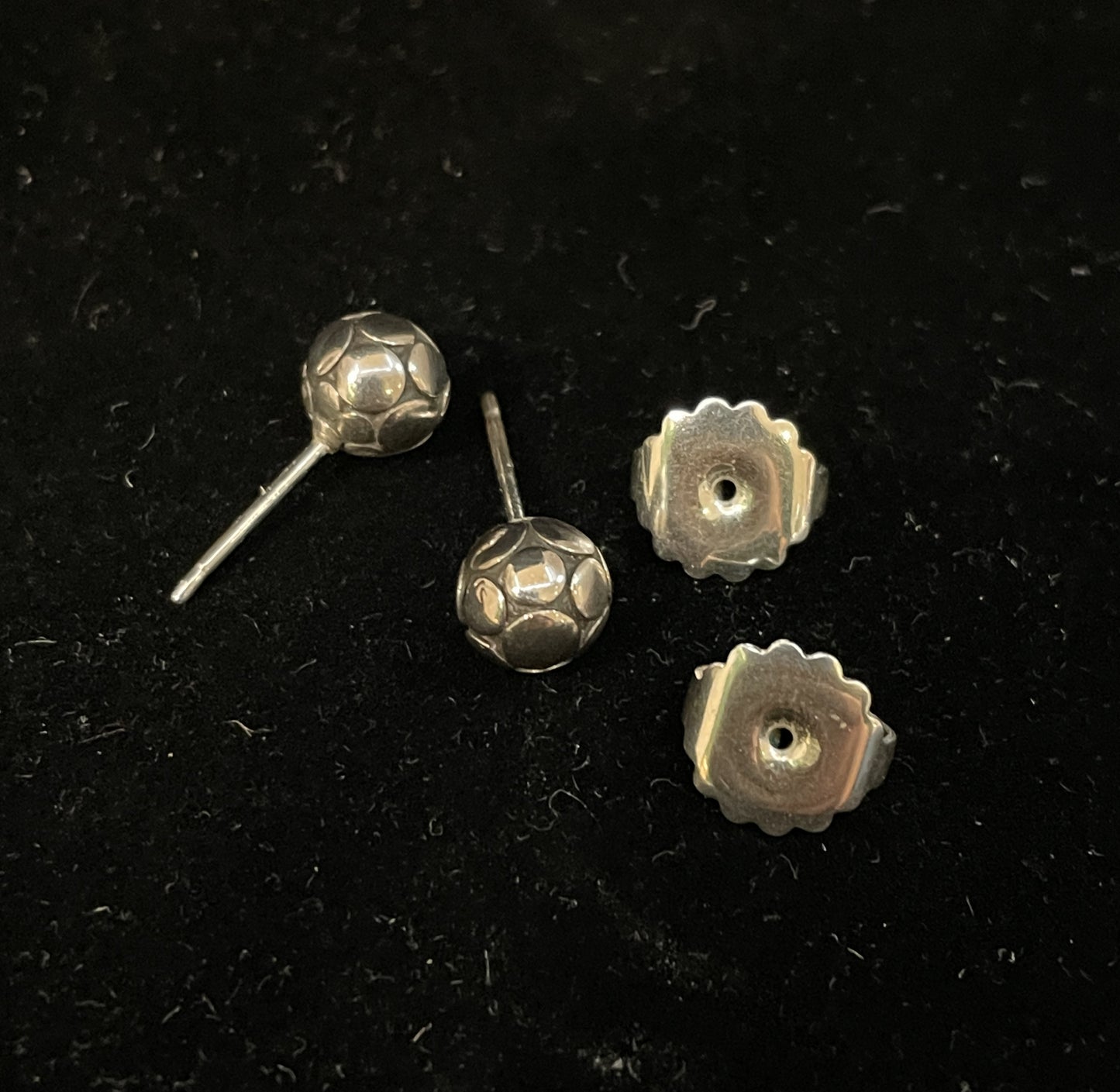John Hardy 'Silver Ball' Stud Earrings (09B00B)
