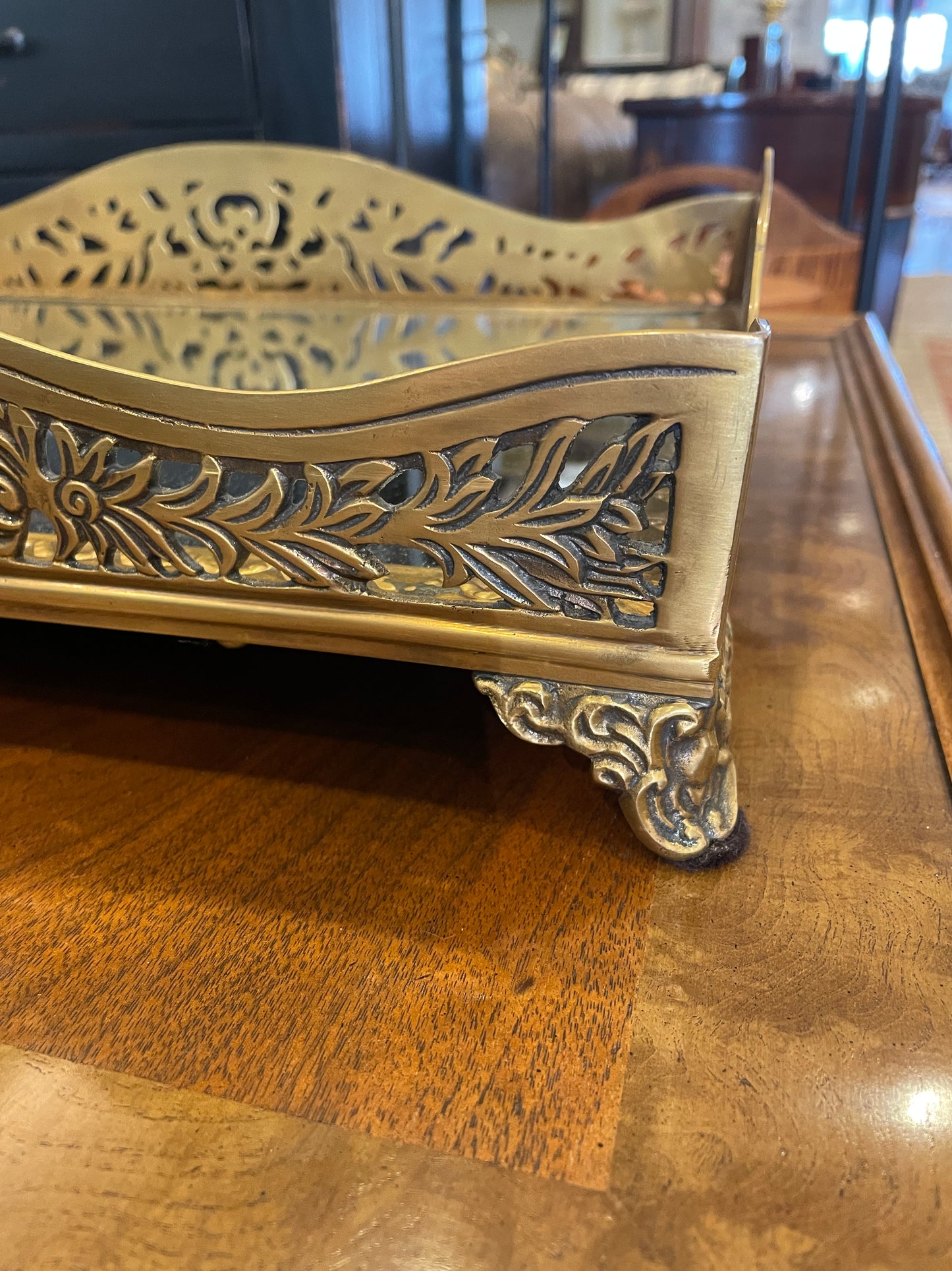 Walter E Smithe Mirrored Tray (0KP00Y)