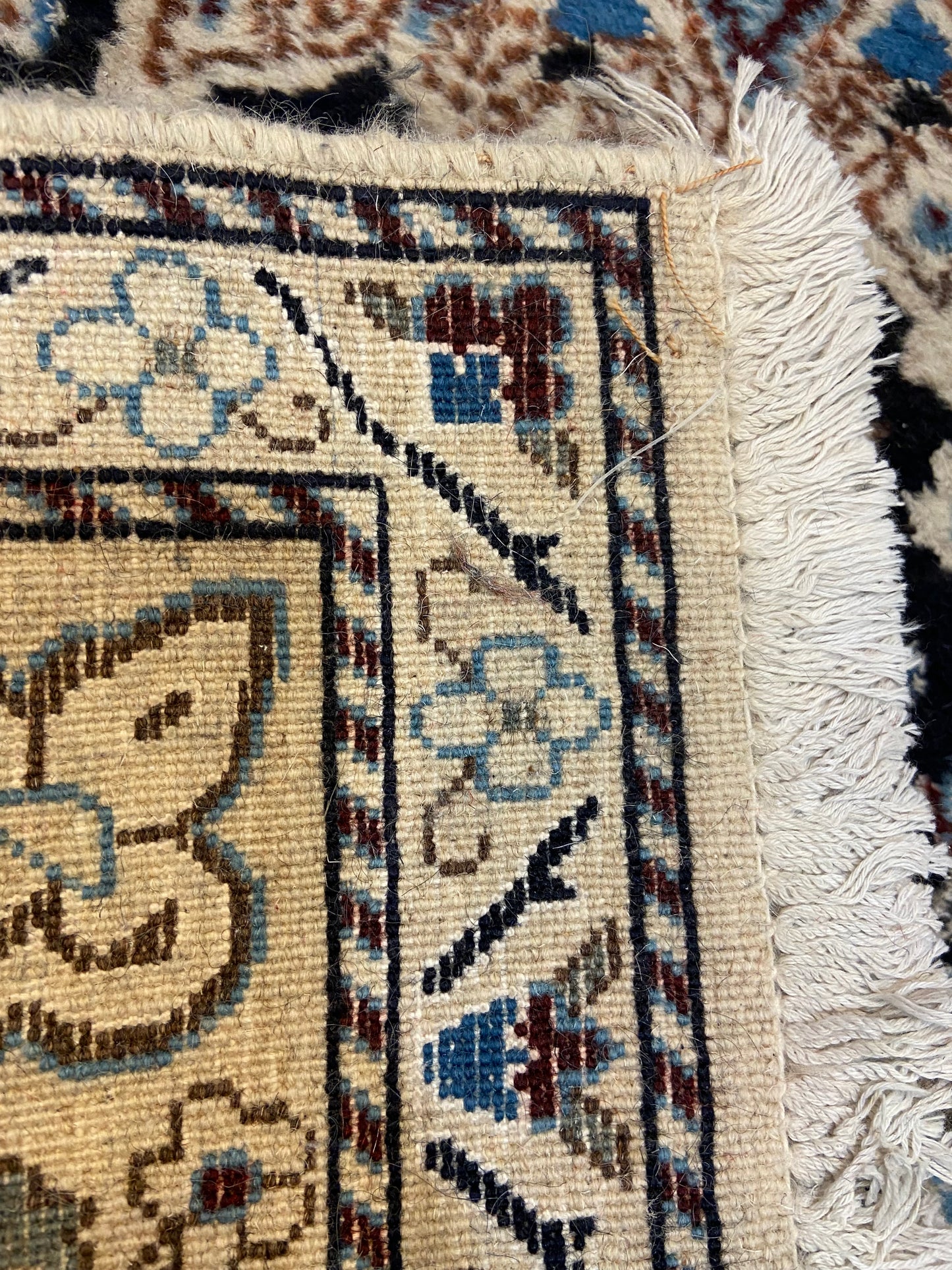 Hand Woven Cream and Navy Rug (4.5x2.8) (25239)