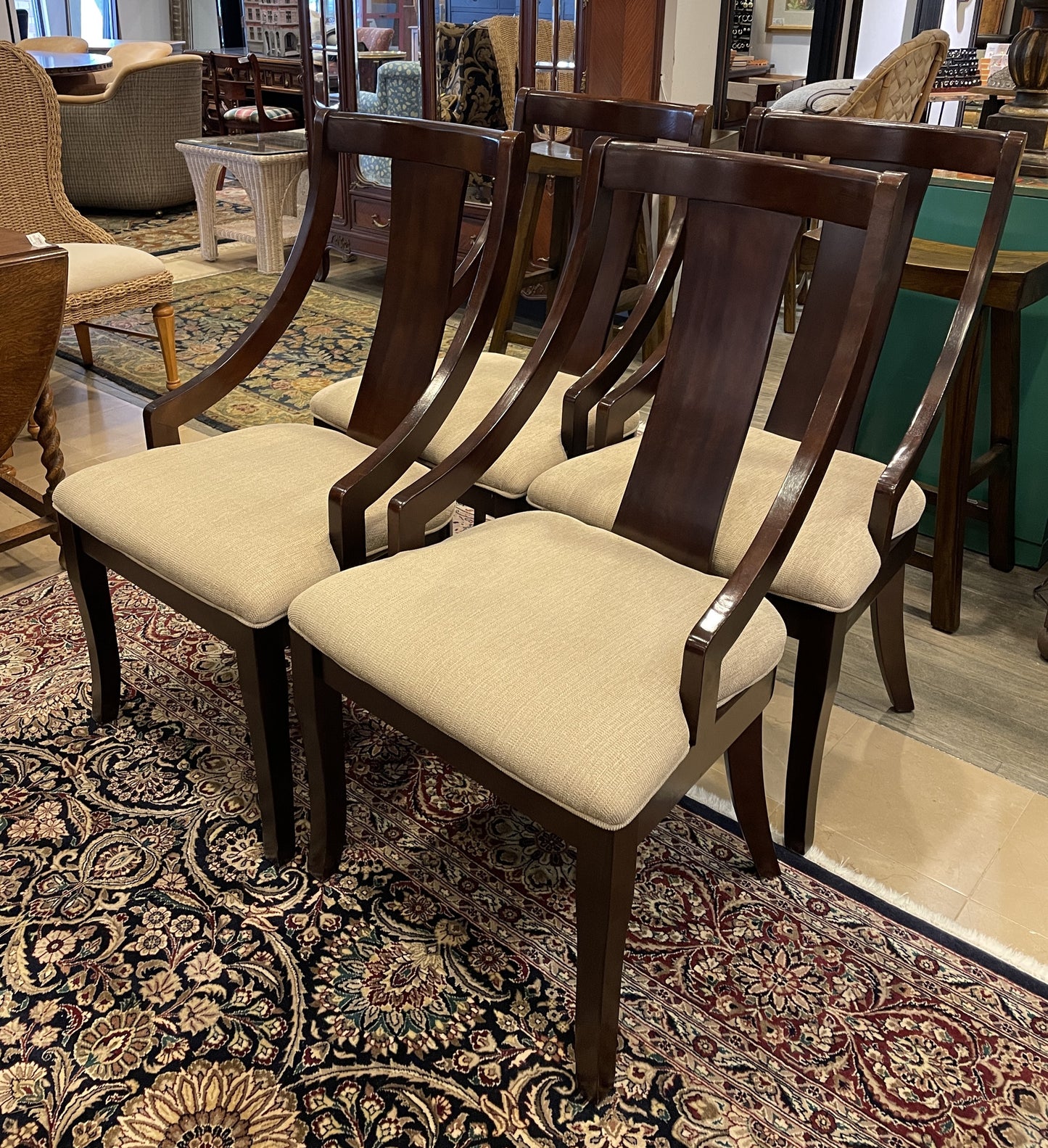 Set of 4 Klismos Style Dining Chairs AS IS (0CC002)