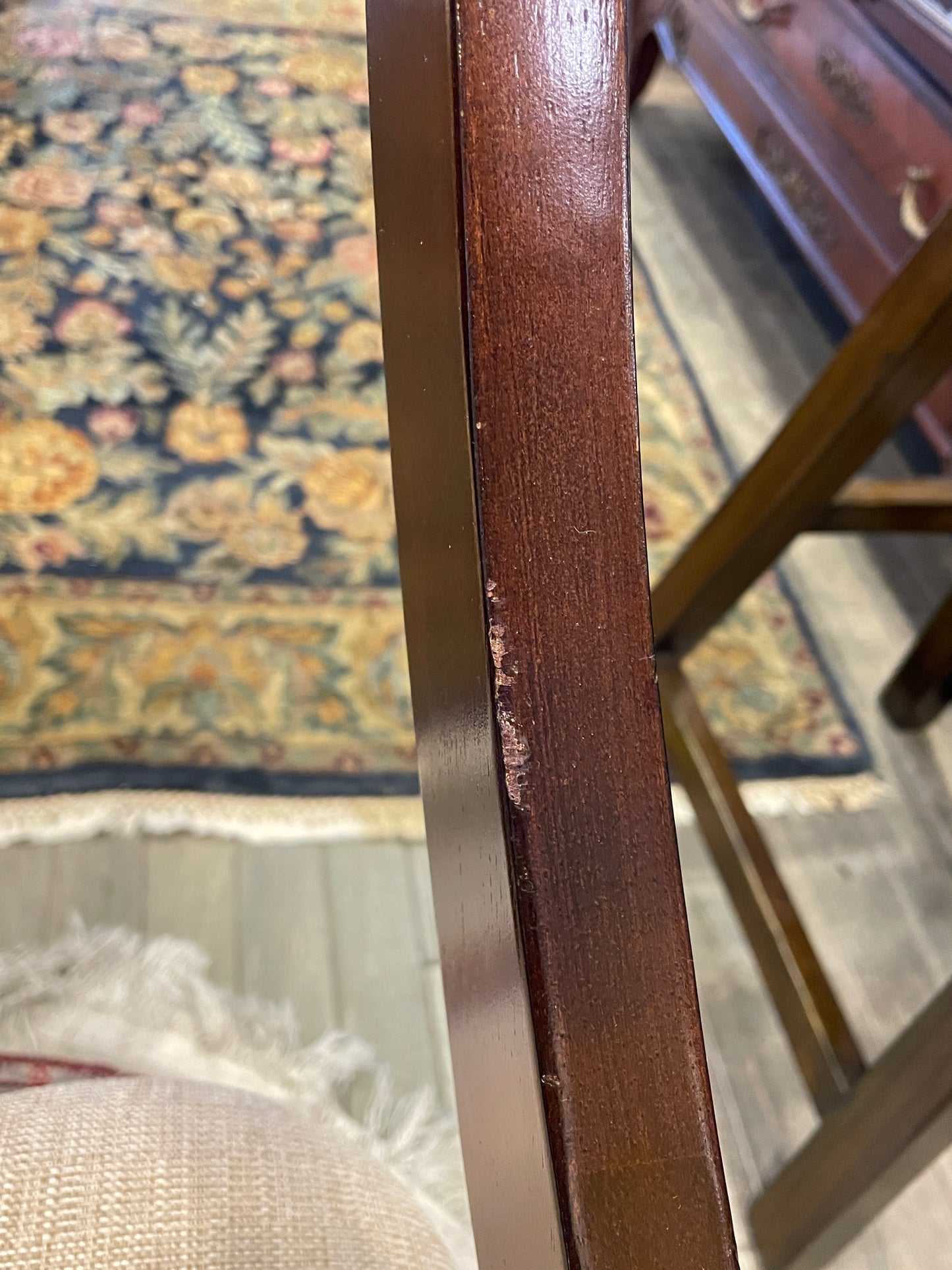 Set of 4 Klismos Style Dining Chairs AS IS (0CC002)
