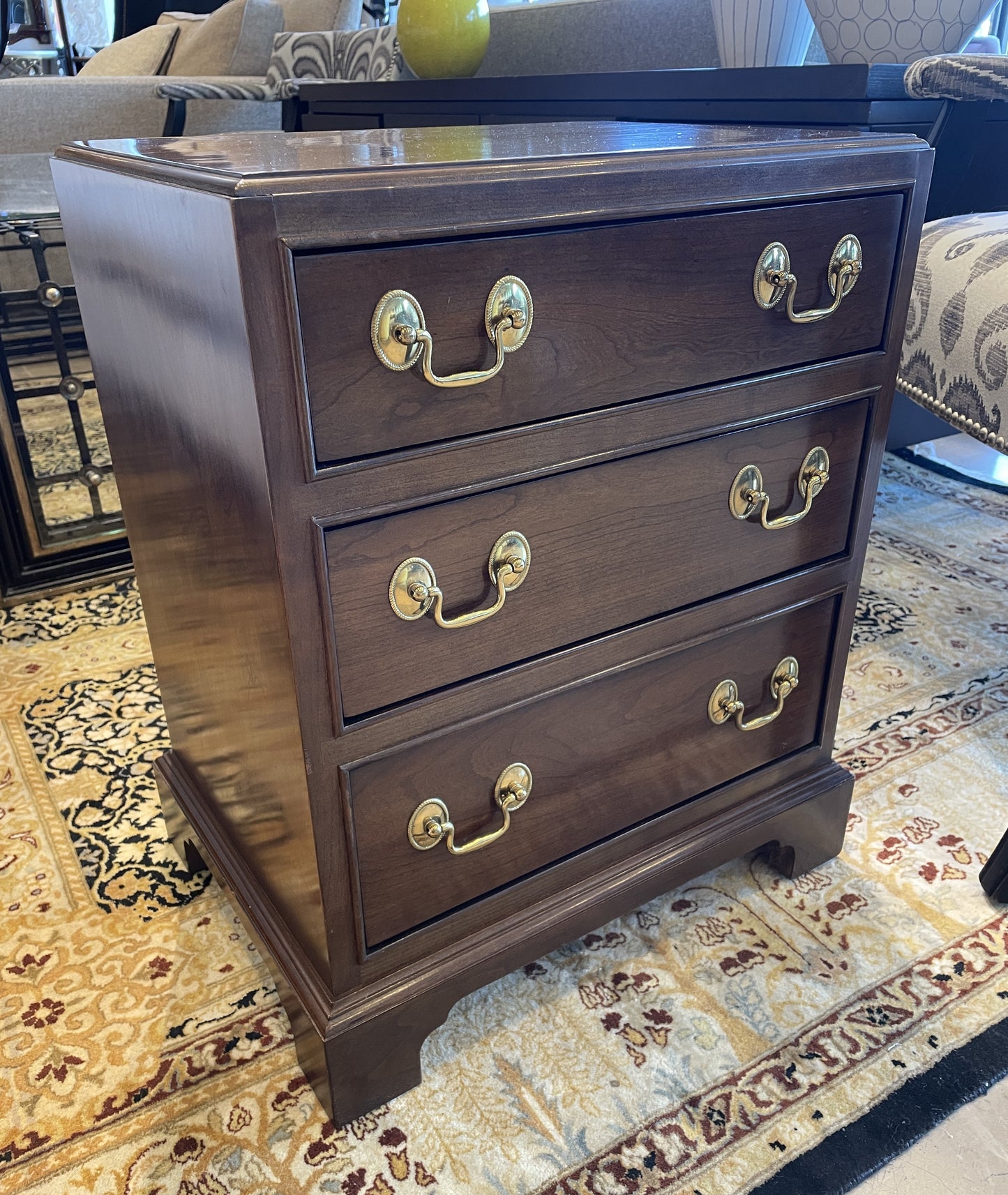 LG Stickley Three Drawer Nightstand/Chest (0GK001)