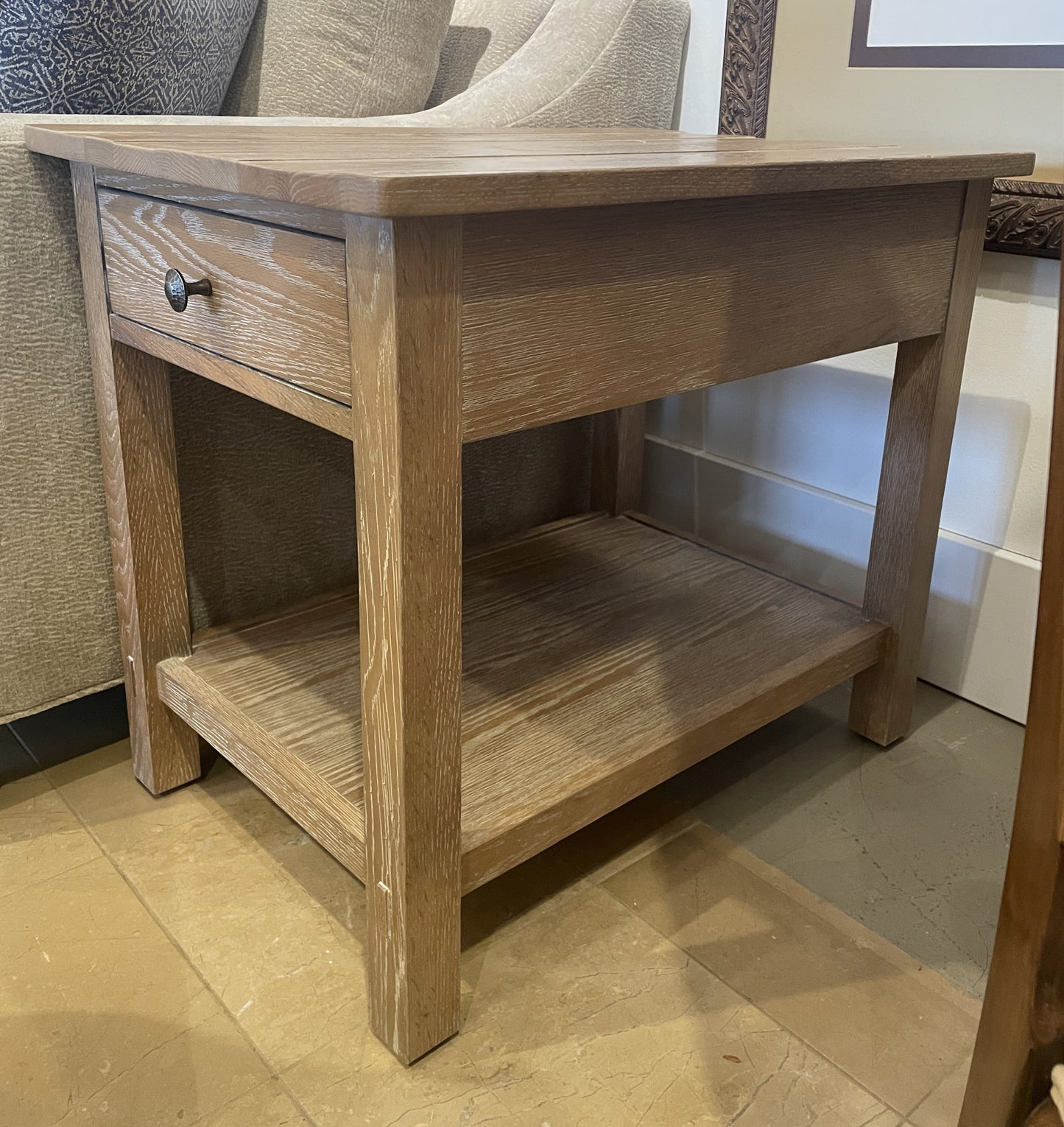 Ethan Allen Clarkton End Table (2 available) (0CF011)