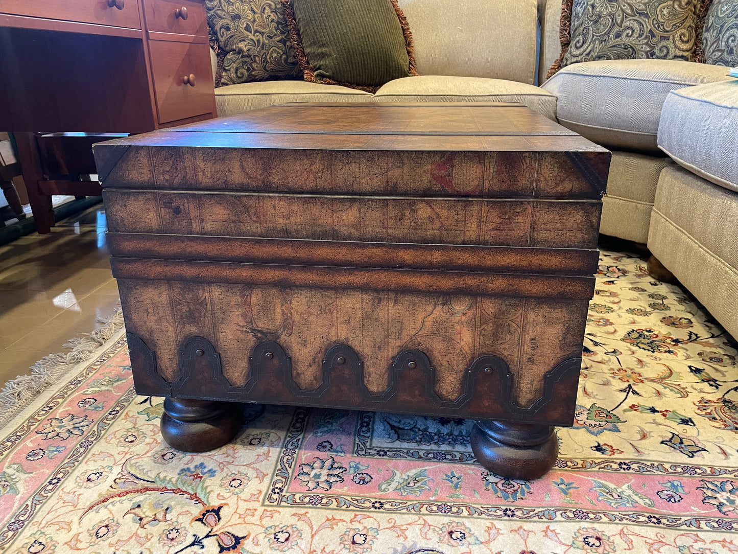 Map Trunk Style Coffee table with drawer, AS IS (0GN005)