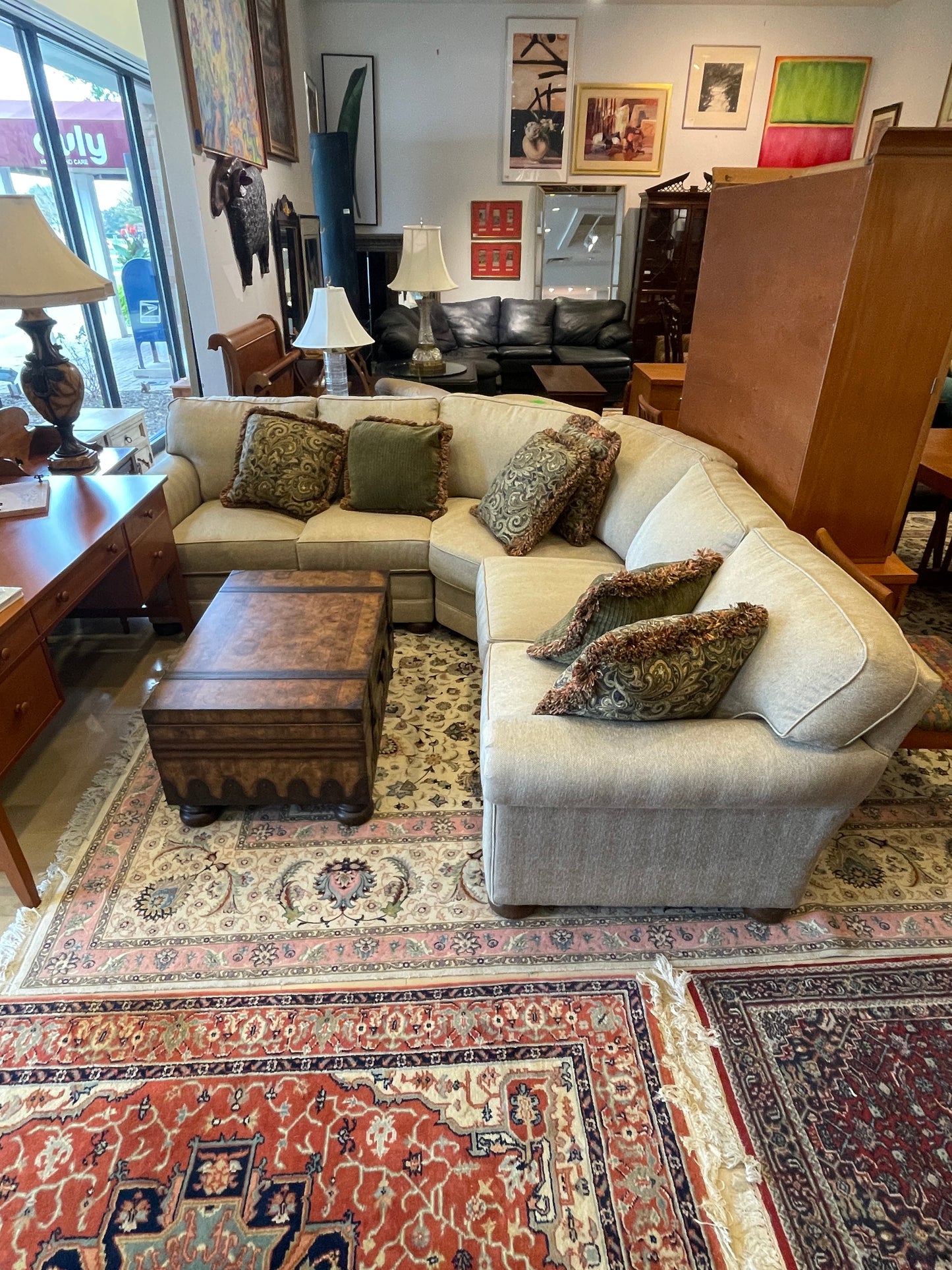 King Hickory Apartment size Sectional Sofa (0GN001)