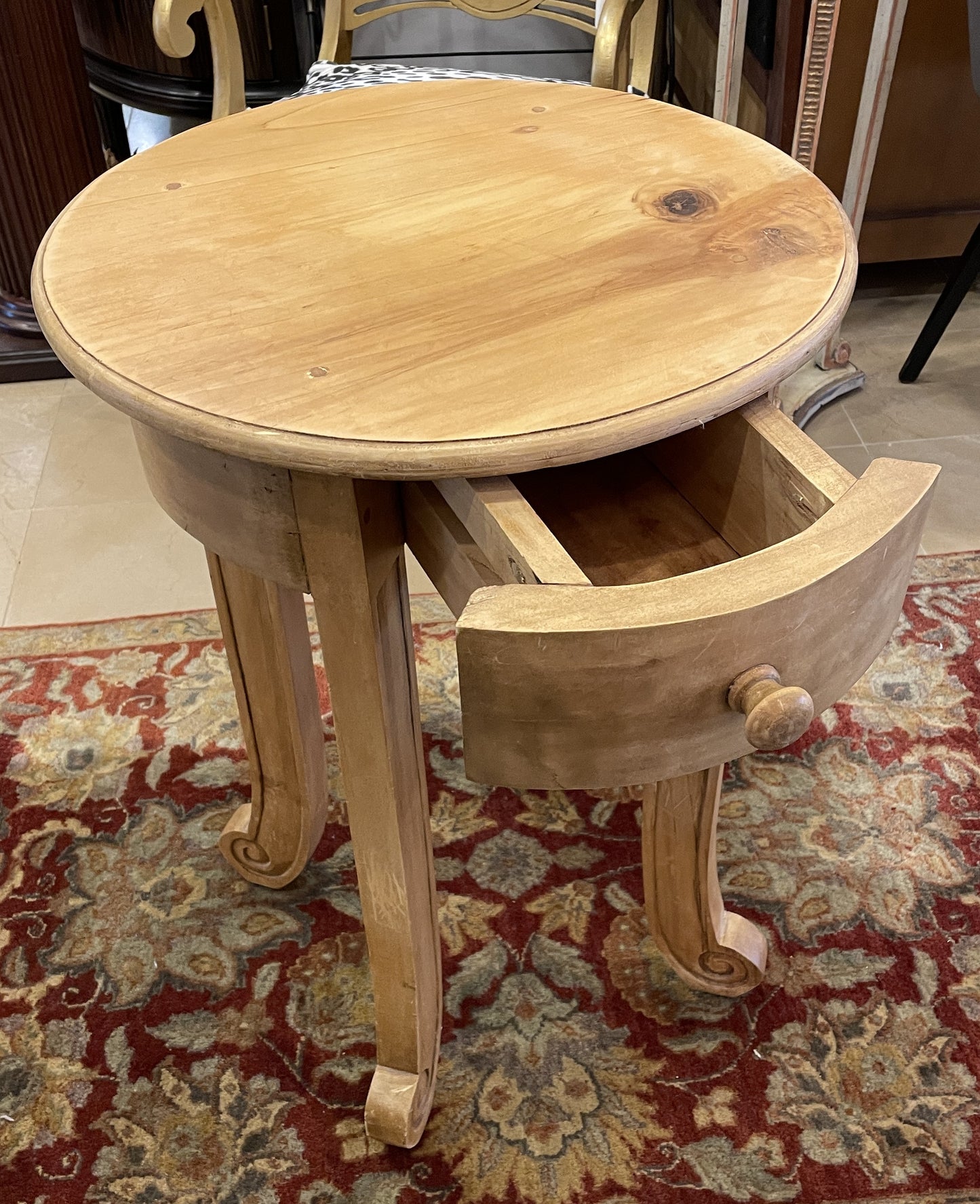 Eclexion Designs Pine End Table, AS IS (0GN007)
