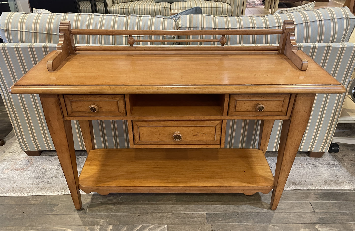Bob Timberlake Pine Console (0CF01B)
