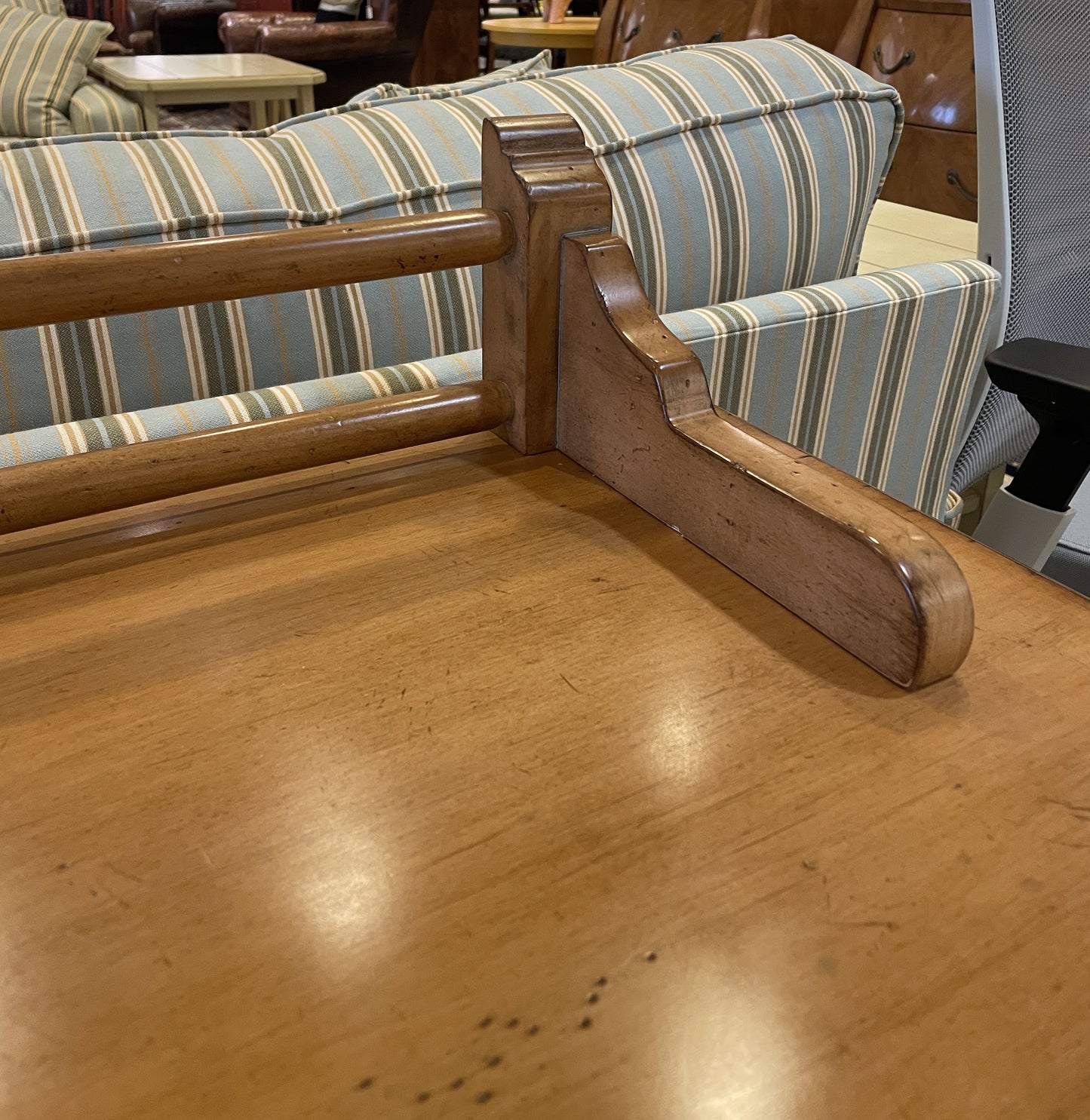 Bob Timberlake Pine Console (0CF01B)